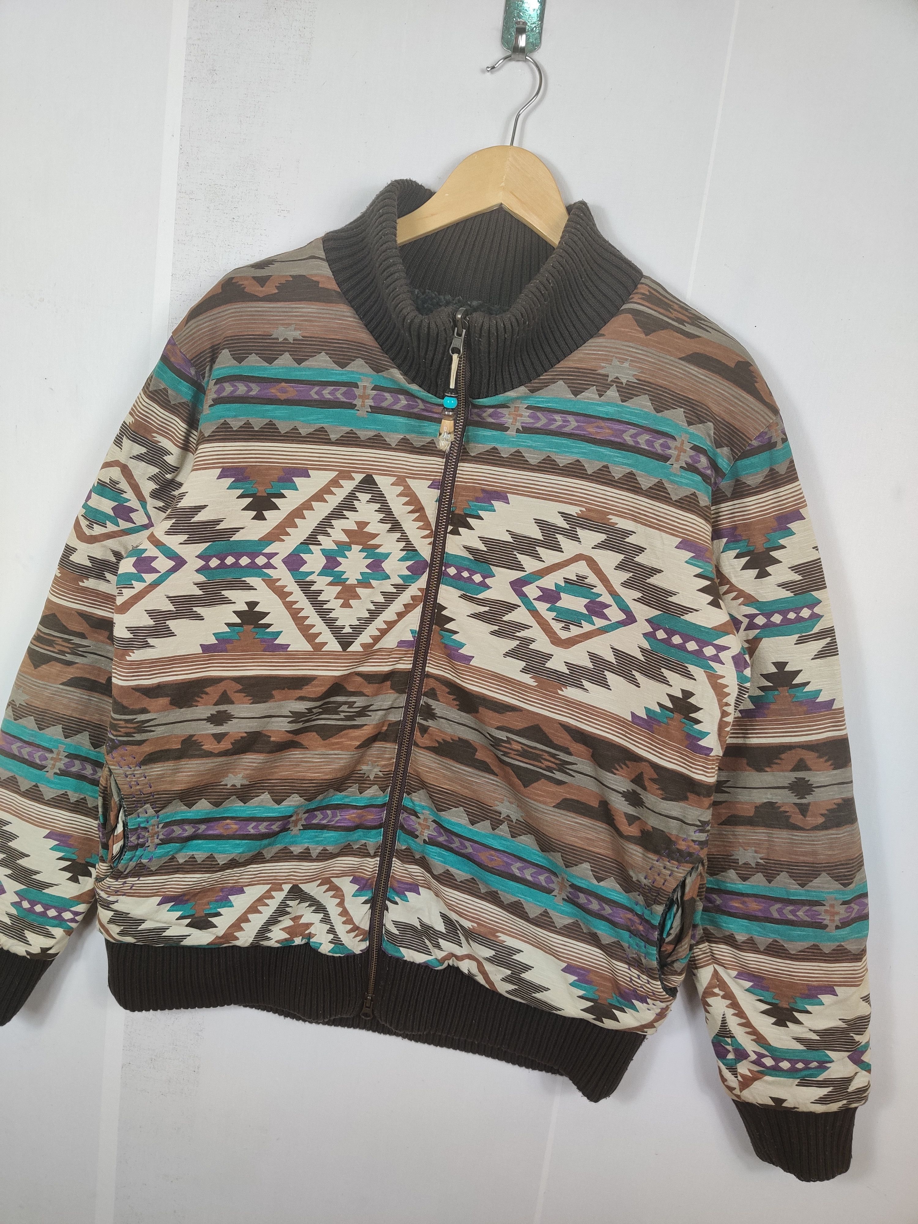 Japanese Brand Vintage KU USA Aztech Reversible Sherpa Navajo Jacket Size US L / EU 52-54 / 3 - 2 Thumbnail