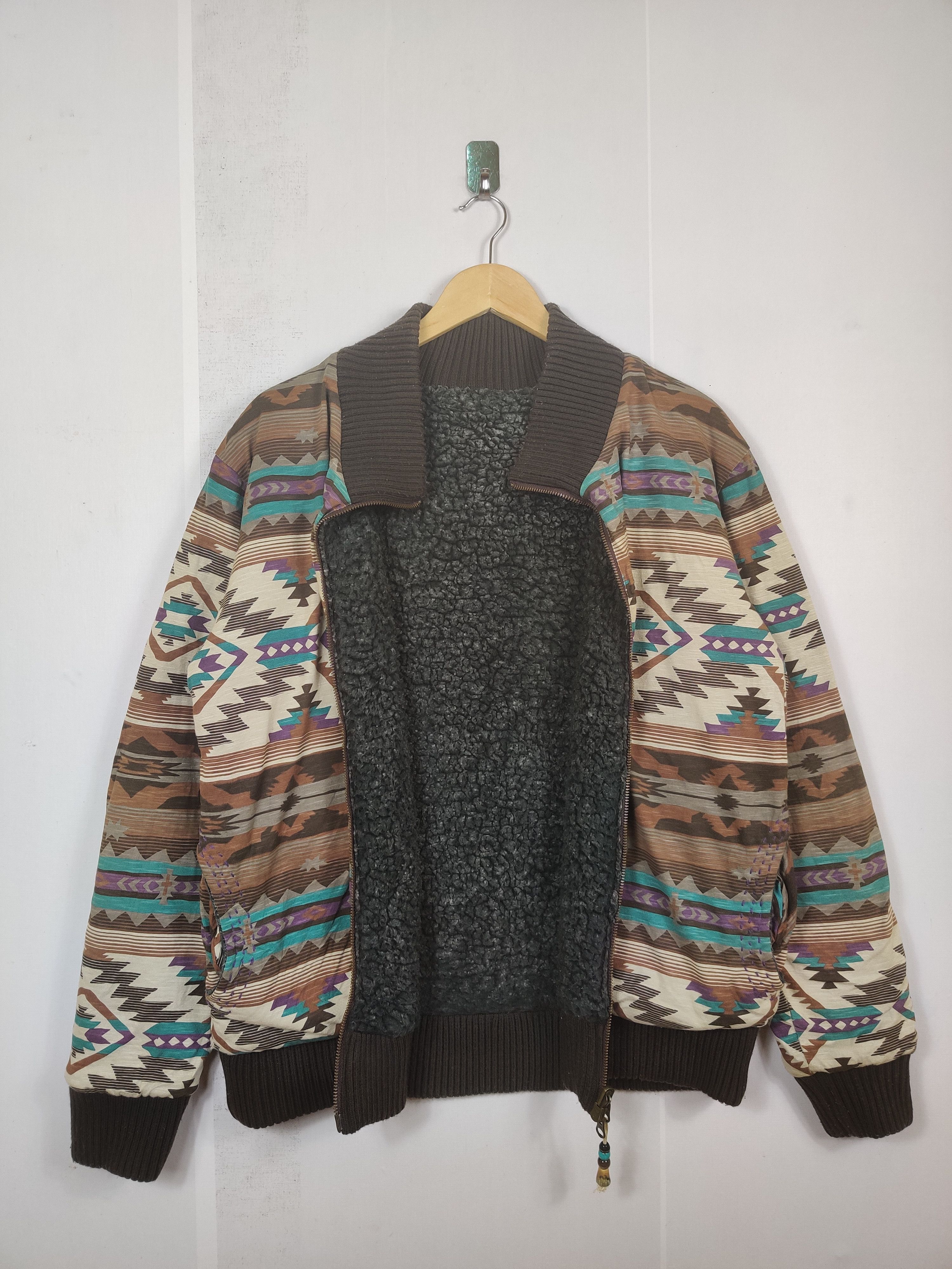 Japanese Brand Vintage KU USA Aztech Reversible Sherpa Navajo Jacket Size US L / EU 52-54 / 3 - 5 Thumbnail
