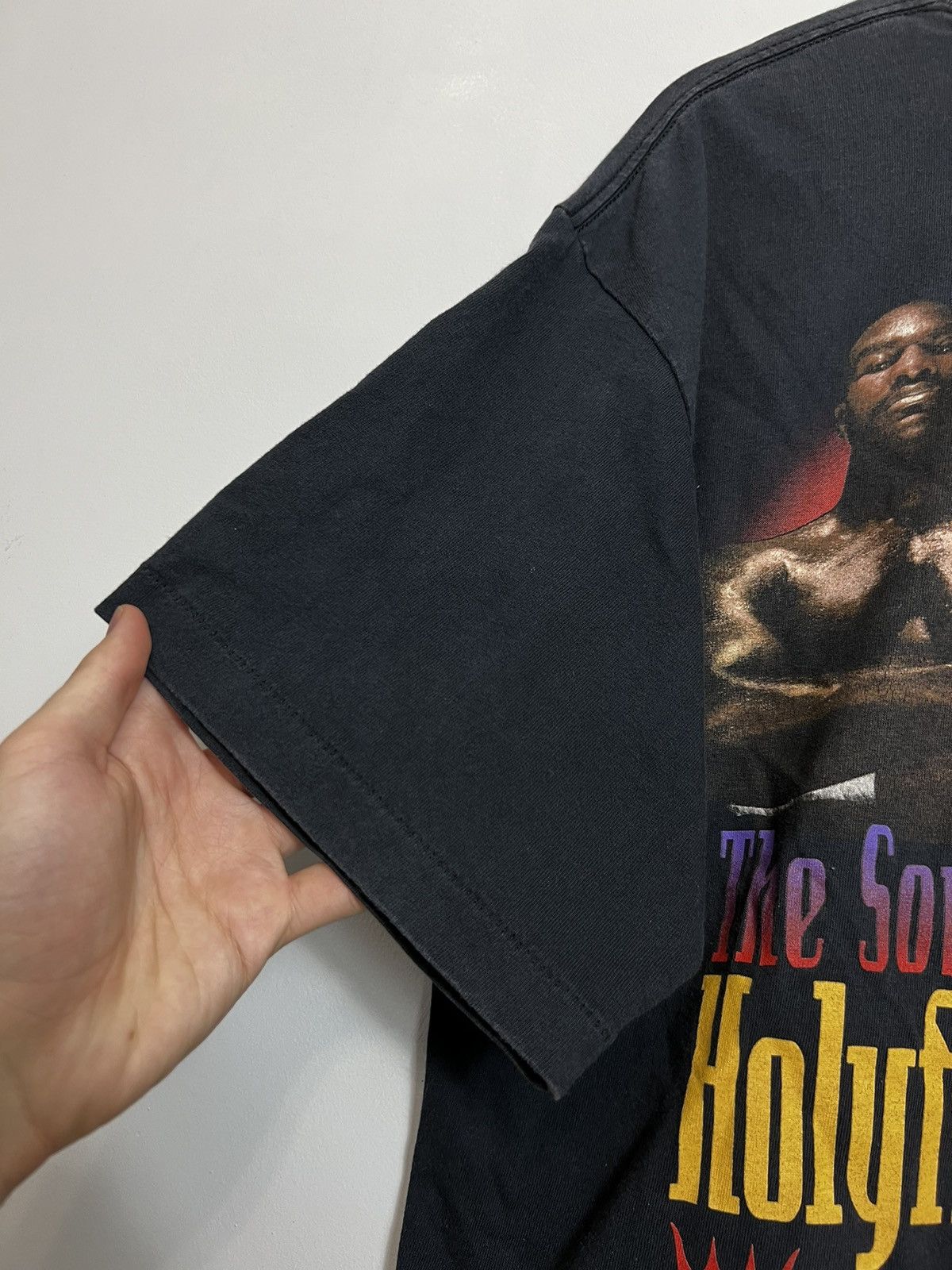Band Tees Vintage 1997 TYSON VS HOLYFIELD BITE FIGHT BOXING MATCH TEE Size US XL / EU 56 / 4 - 6 Thumbnail