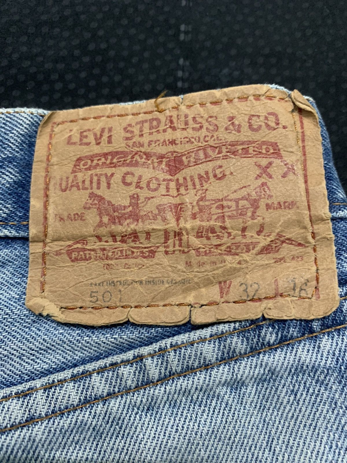 Levi's Vintage Clothing × Vintage 80s Levis 501 Redline Selvedge Trashed Faded Jeans Size US 30 / EU 46 - 5 Thumbnail