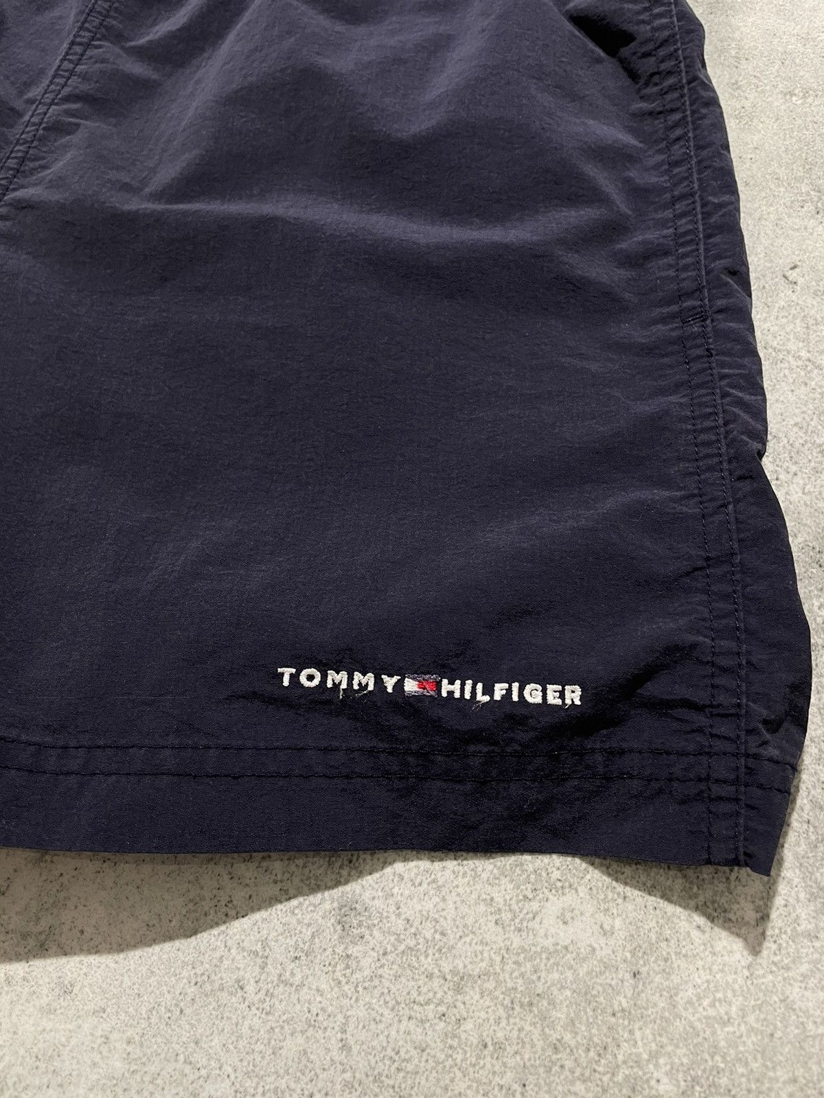 Tommy Hilfiger × Vintage Vintage Tommy Hilfiger shorts Size US 30 / EU 46 - 4 Thumbnail