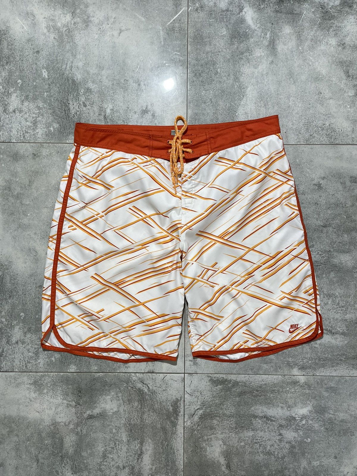 Nike × Vintage Nike vintage shorts Size US 38 / EU 54 - 1 Thumbnail