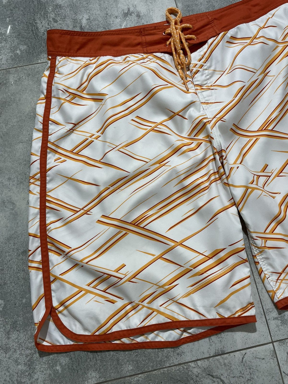 Nike × Vintage Nike vintage shorts Size US 38 / EU 54 - 2 Thumbnail
