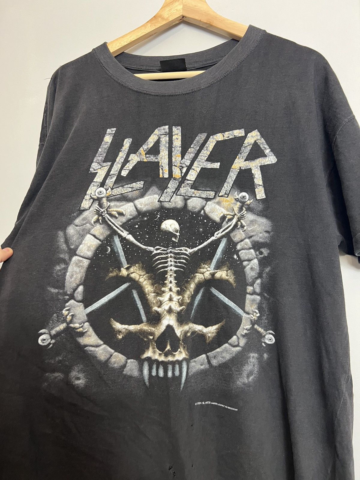 Band Tees Rare Vintage 90s 1994 Slayer Divine Thrash Metal Band Tee Size US L / EU 52-54 / 3 - 3 Thumbnail