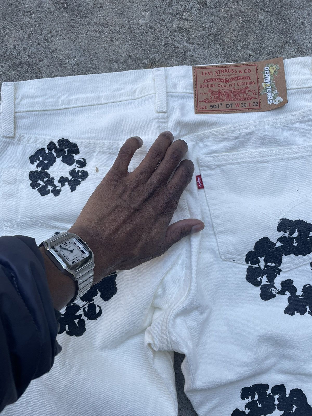 DENIM TEARS × Levi's Denim Tears Levis Inverted White Cotton Wreath 501 Jeans Size US 30 / EU 46 - 3 Thumbnail