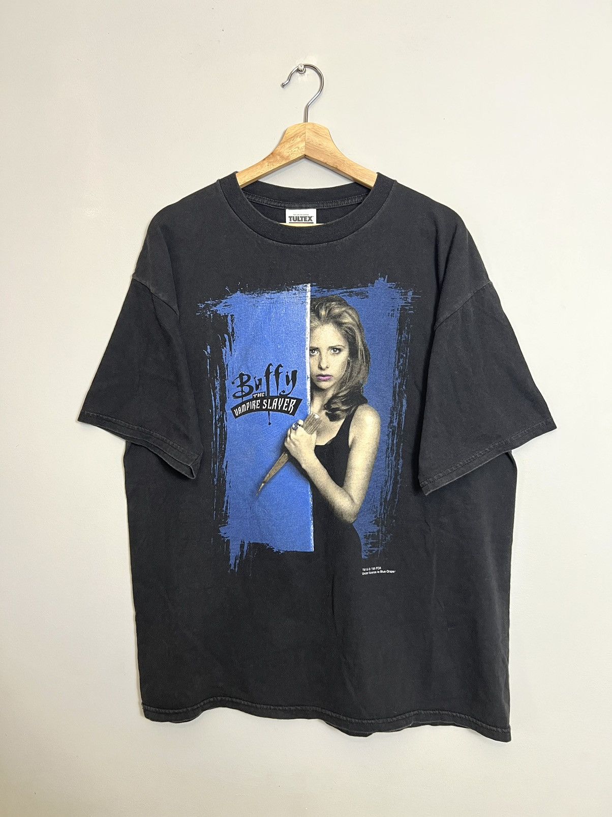 image of Band Tees x Movie Vintage 90's Buffy The Vampire Slayer Horror Movie Tee in Black, Men's (Size XL)