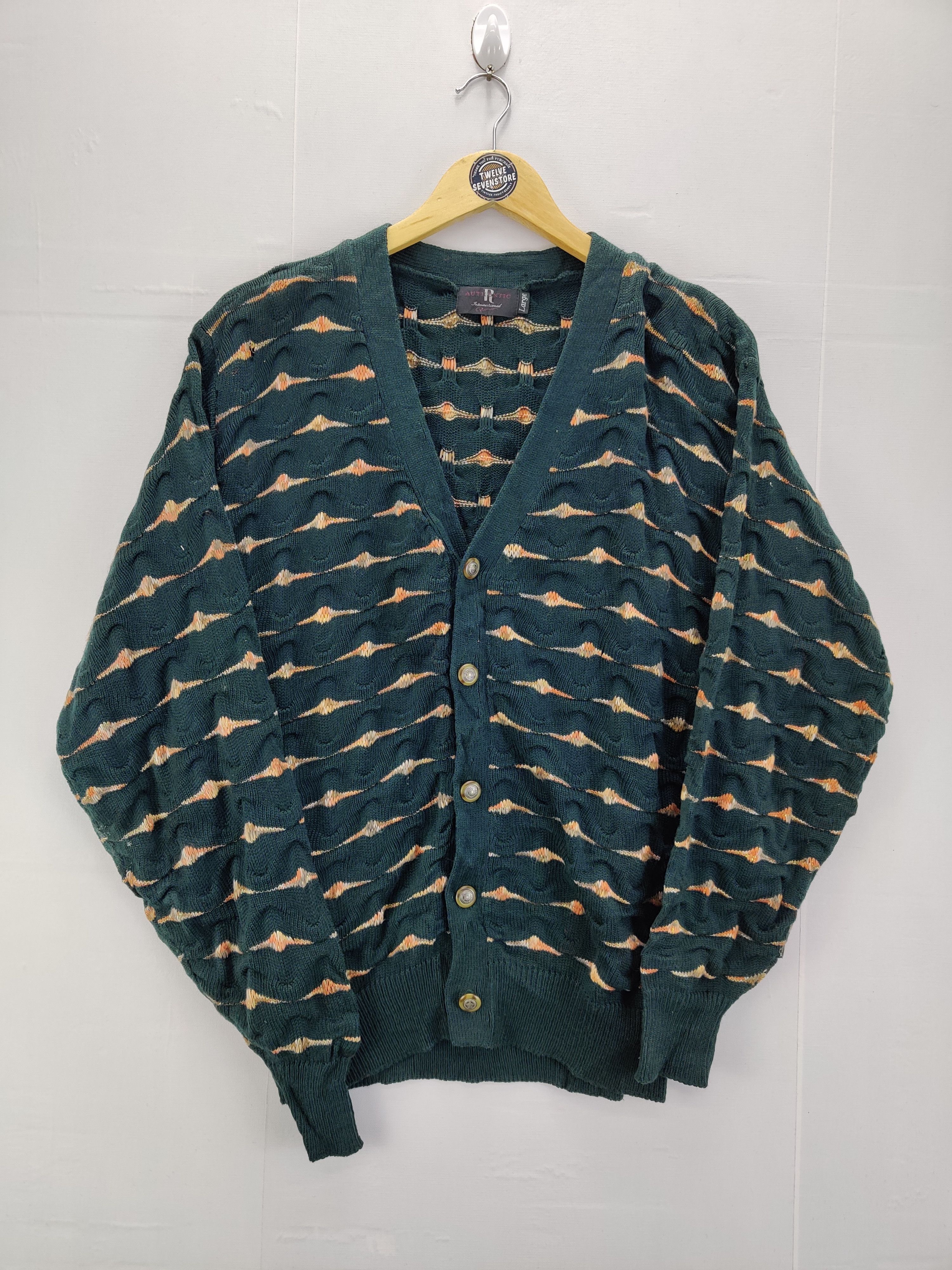 Japanese Brand Vintage Japanese Brand Knit Cardigan Nice Design Size US L / EU 52-54 / 3 - 1 Thumbnail