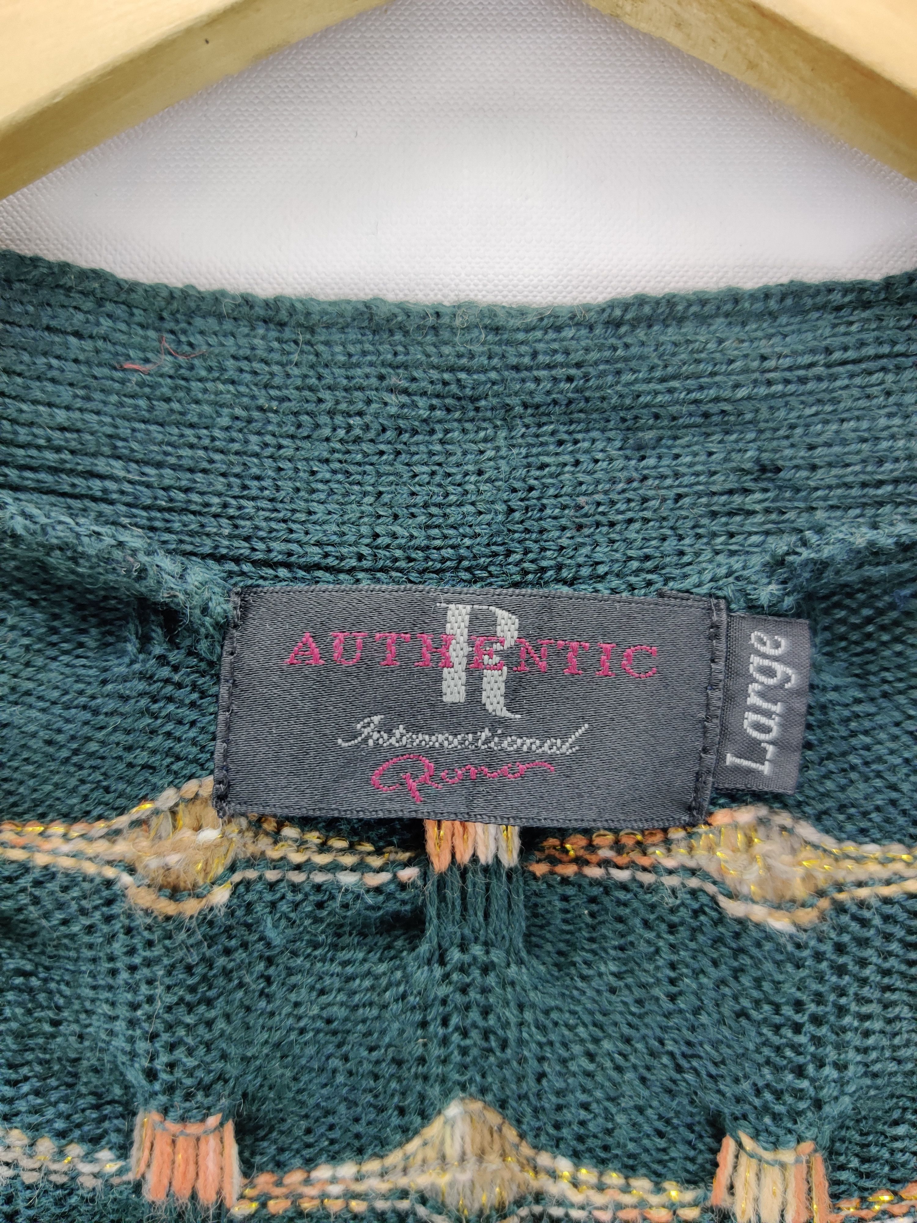 Japanese Brand Vintage Japanese Brand Knit Cardigan Nice Design Size US L / EU 52-54 / 3 - 7 Thumbnail