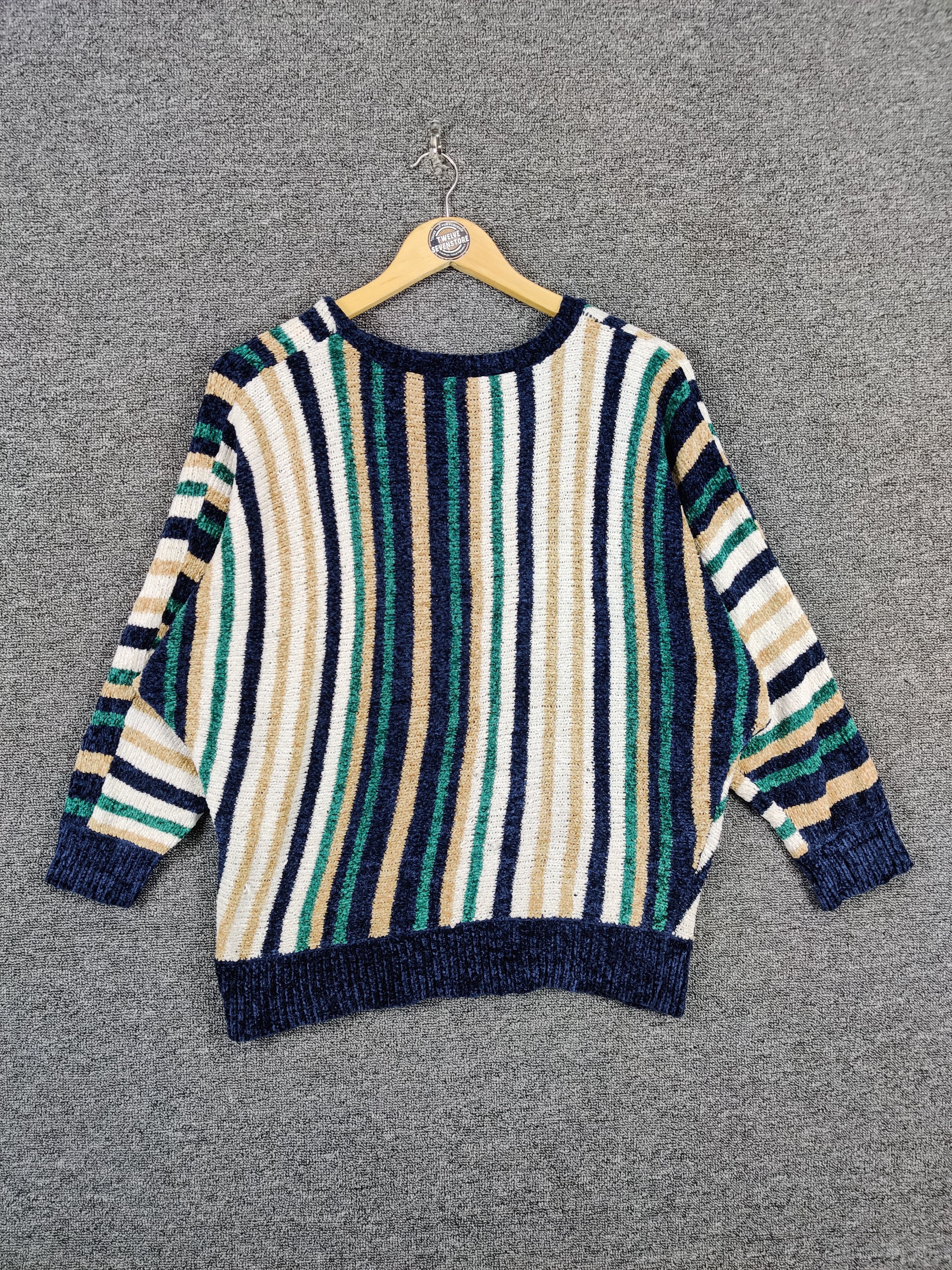 Japanese Brand Vintage Japanese Brand Honeysuckle Rose Knit Sweater Size US XXL / EU 58 / 5 - 5 Thumbnail