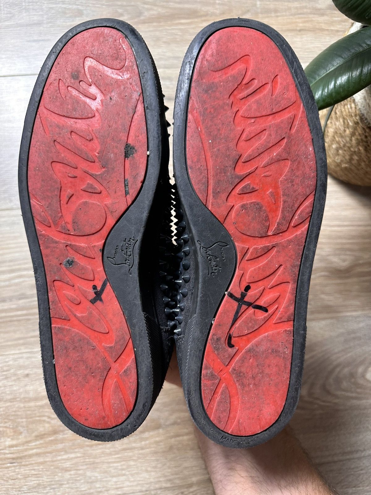 Christian Louboutin Christian Louboutin Black Hightop Sneakers Size US 7 / EU 40 - 9 Thumbnail