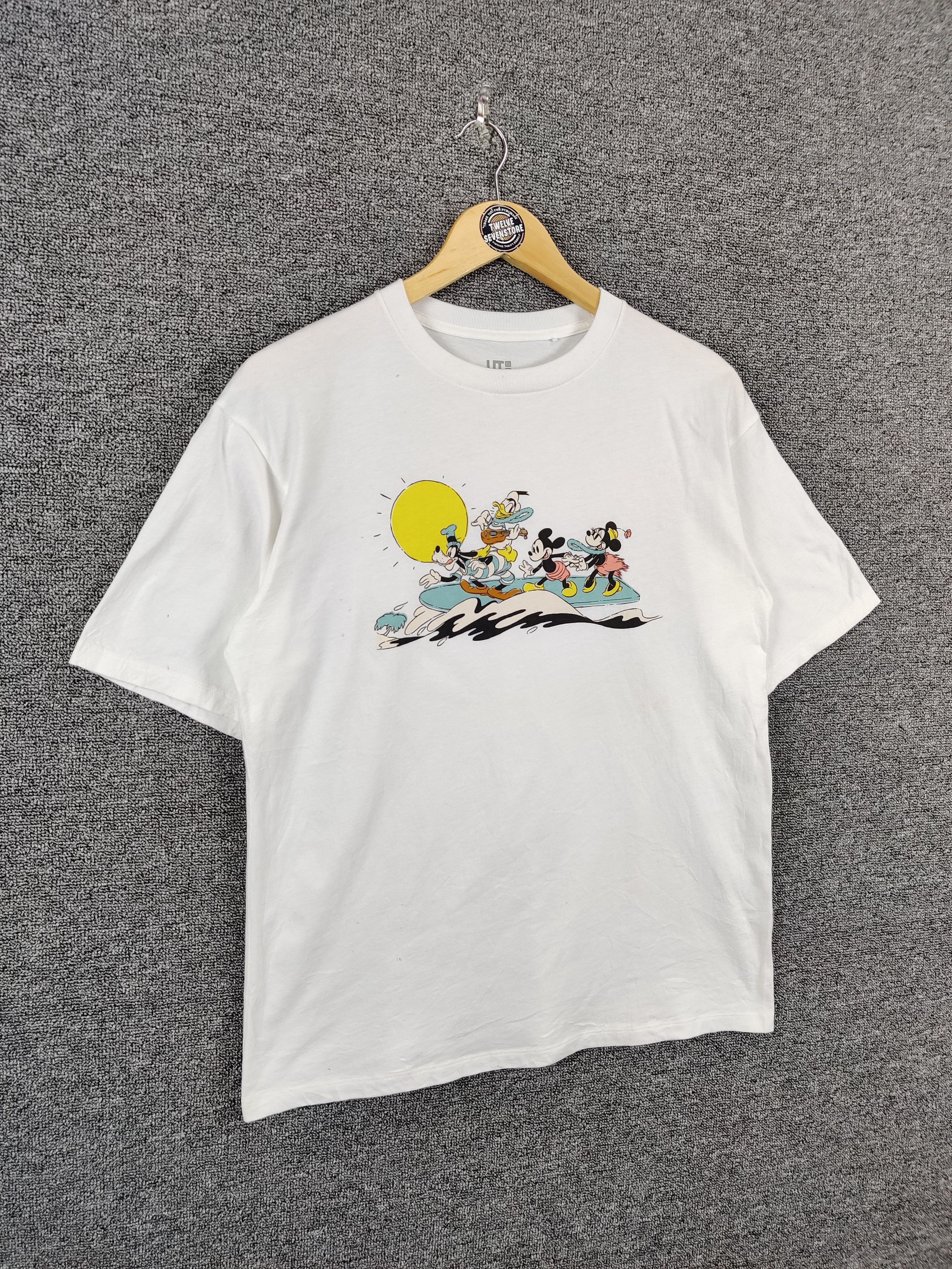 Disney Vintage Disney X Uniqlo Mickey Mouse Tee Tshirt Size US M / EU 48-50 / 2 - 6 Thumbnail