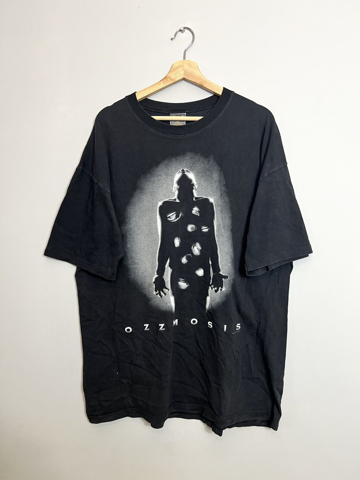 Band Tees Rare Vintage 90s Ozzy Osbourne "Ozzmosis" Metal Band Tee Size US XL / EU 56 / 4 - 1 Thumbnail
