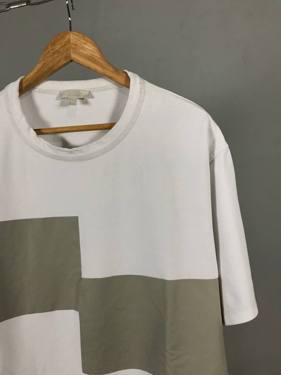 Cos Cos luxury streetwear tee Size US XL / EU 56 / 4 - 2 Thumbnail