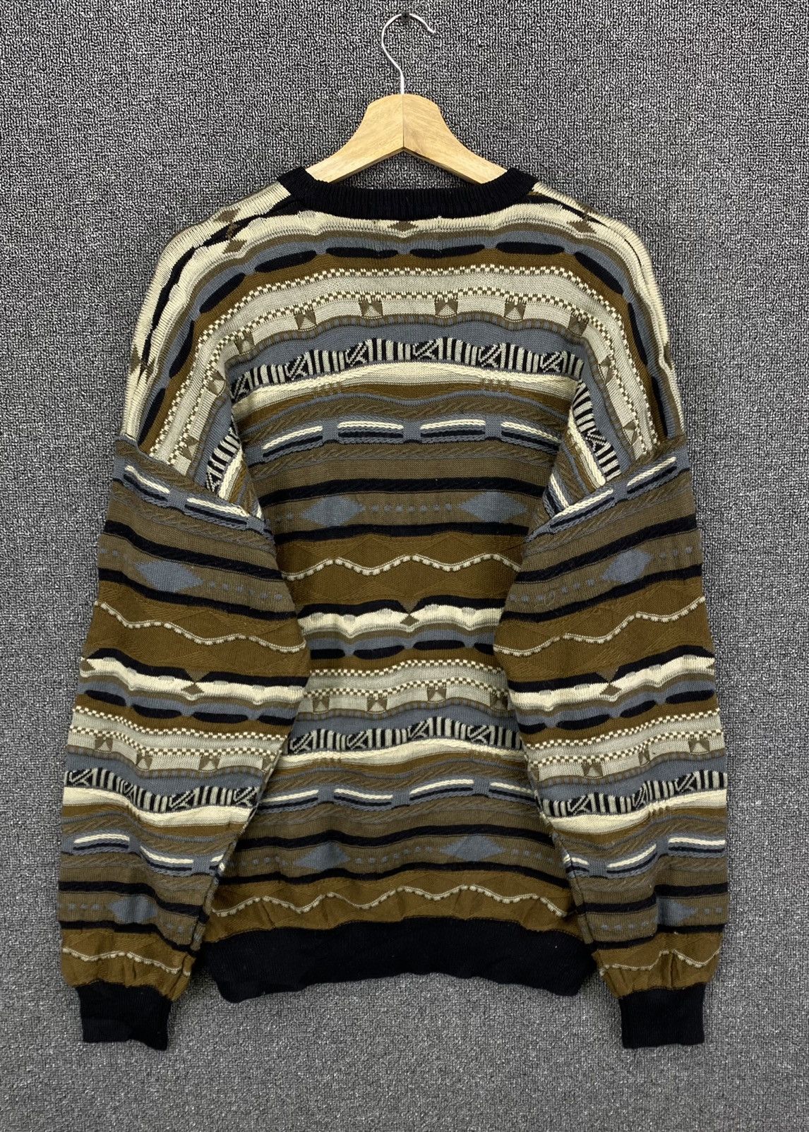 Coogi Vintge Rega Salinas Coogi Style Cable Knit Sweater Size US L / EU 52-54 / 3 - 9 Thumbnail