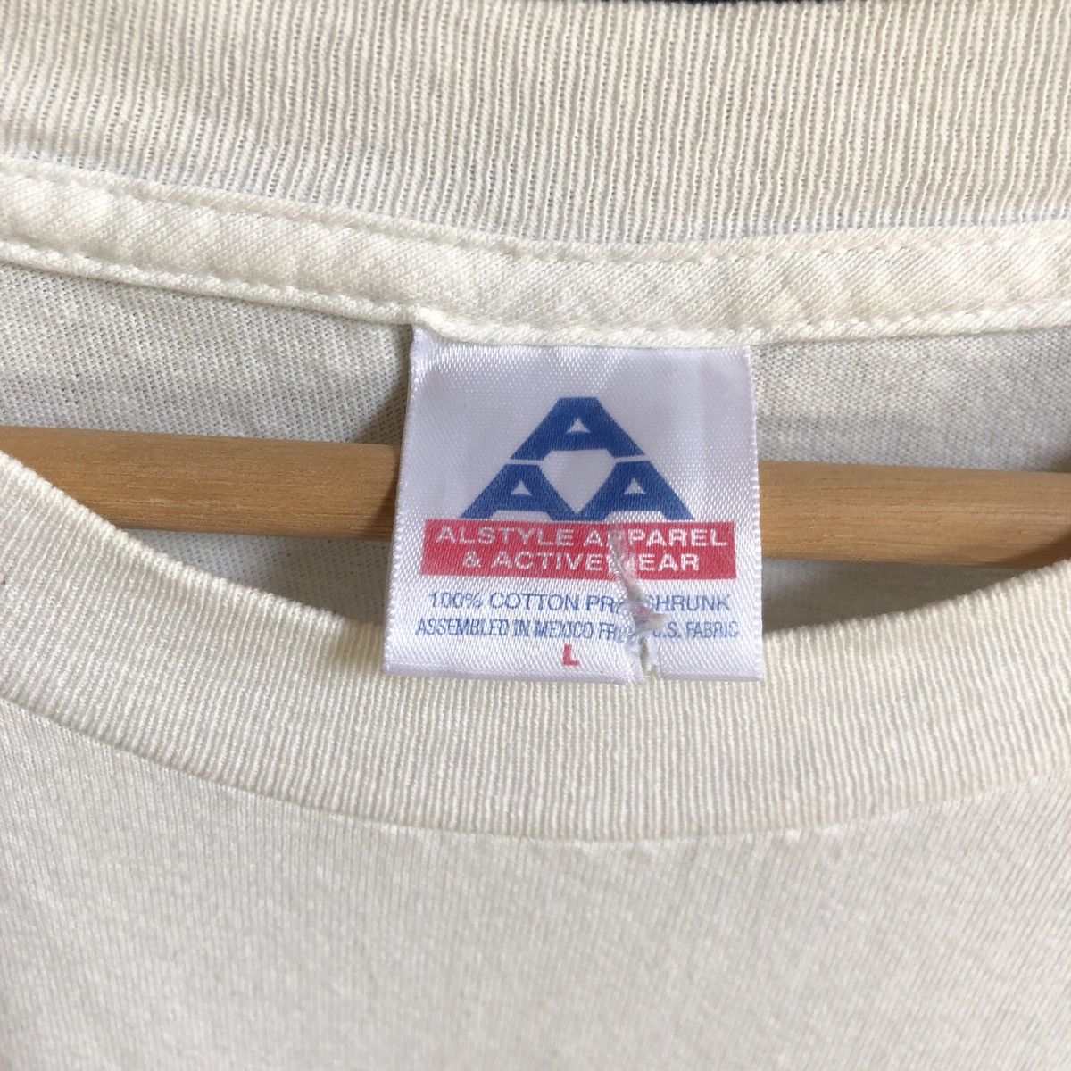 Band Tees × Vintage Vintage 90s Hanson in Concert Band Tshirt Size US M / EU 48-50 / 2 - 9 Thumbnail