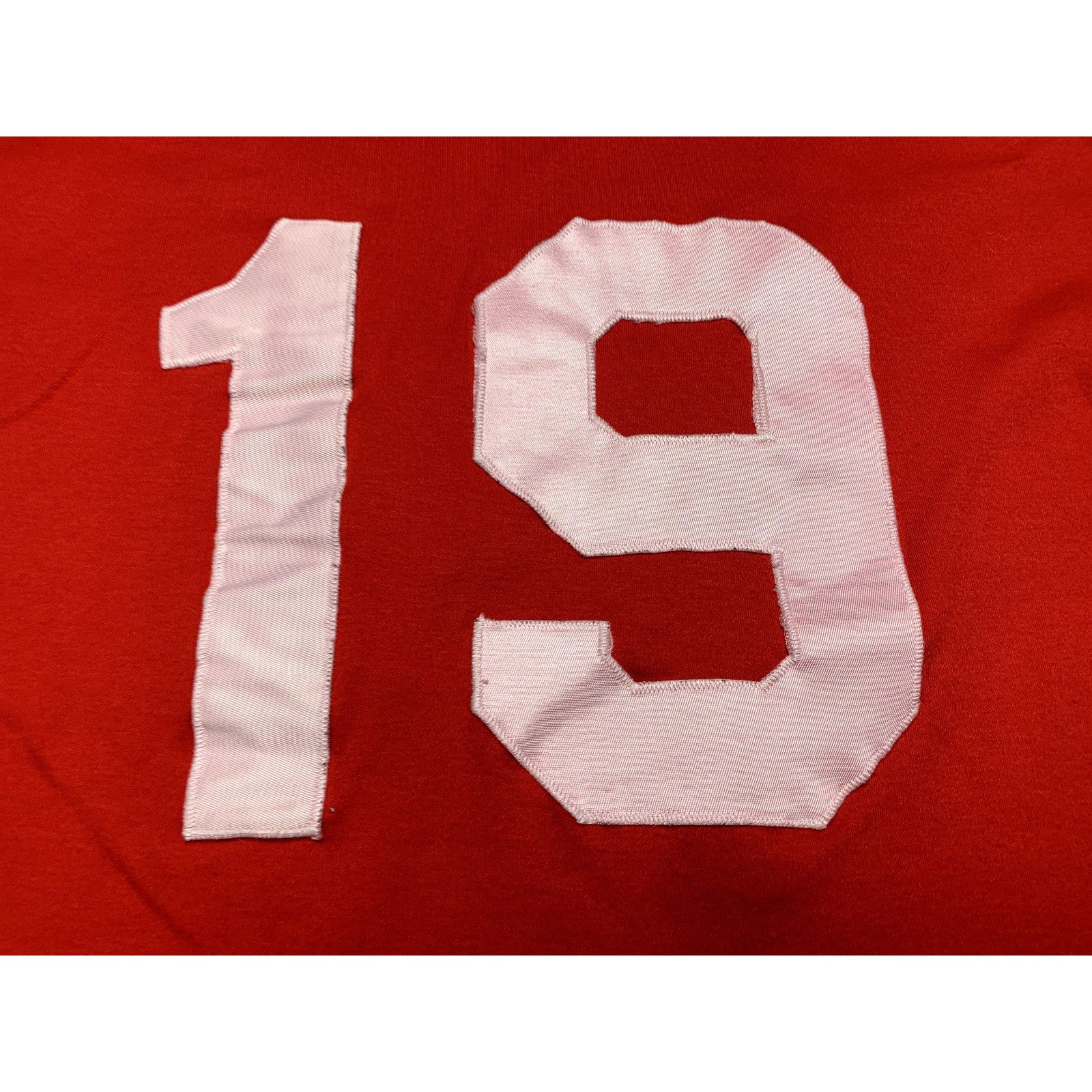 Mizuno Vintage Mizuno Volleyball #19 Red Shirt Made in USA Size Lar Size US L / EU 52-54 / 3 - 12 Thumbnail