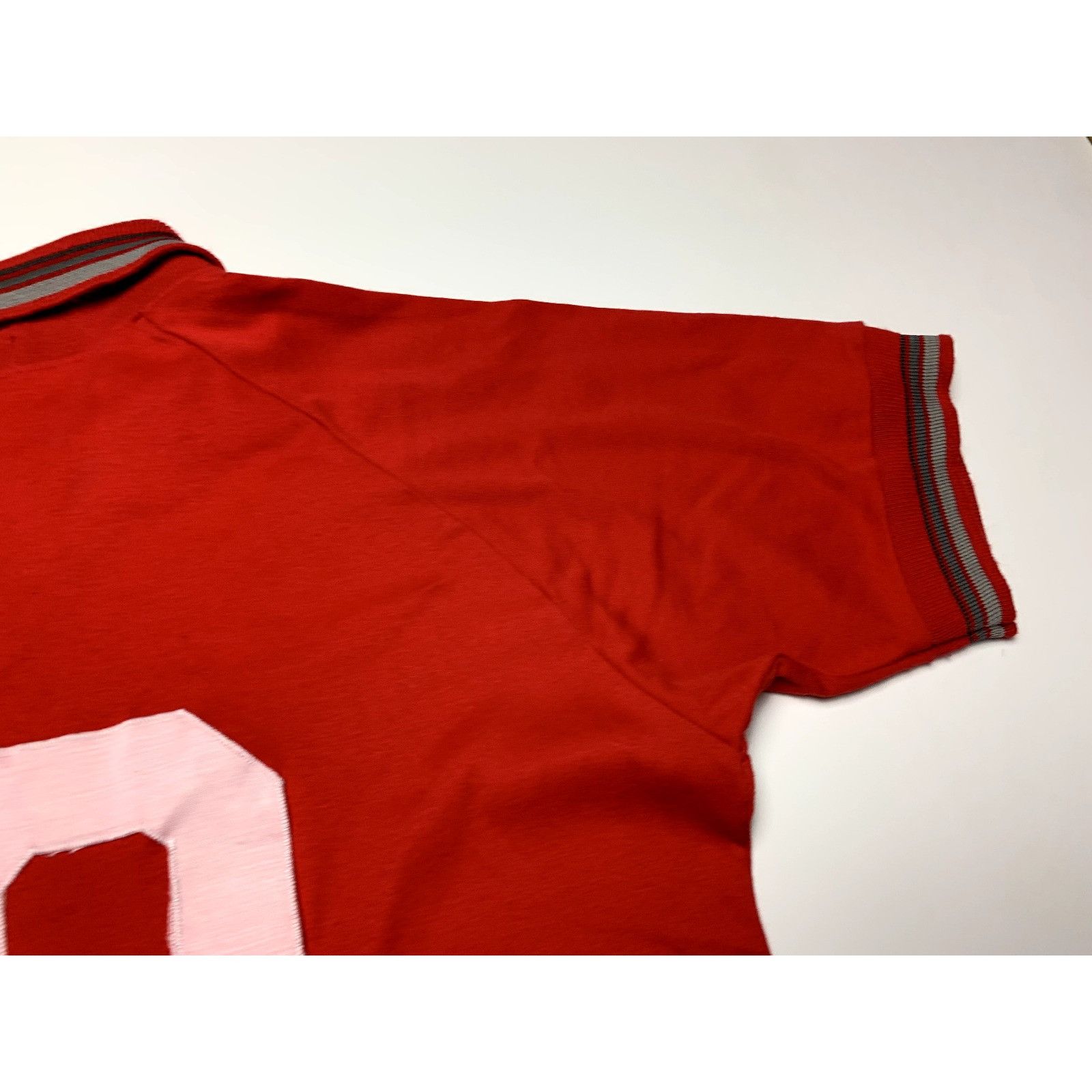 Mizuno Vintage Mizuno Volleyball #19 Red Shirt Made in USA Size Lar Size US L / EU 52-54 / 3 - 15 Thumbnail