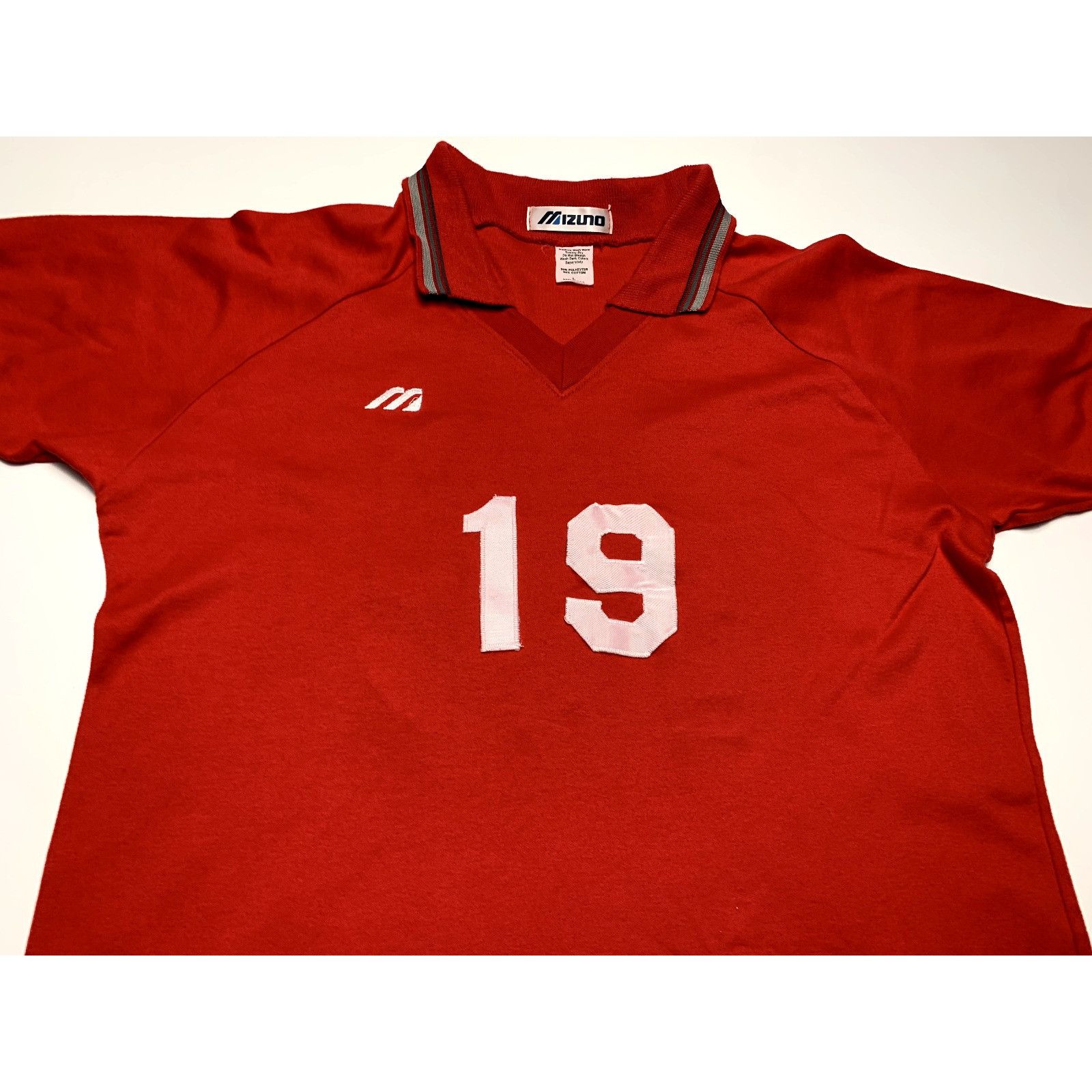 Mizuno Vintage Mizuno Volleyball #19 Red Shirt Made in USA Size Lar Size US L / EU 52-54 / 3 - 9 Thumbnail