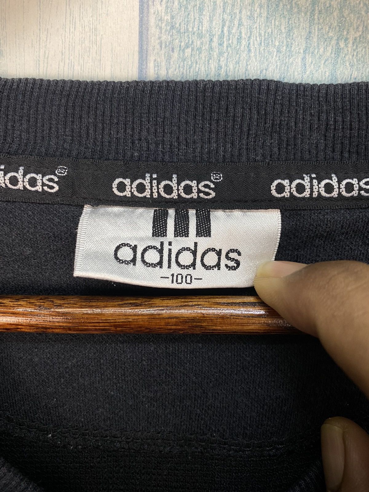 Adidas Vintage Adidas V Neck Sweatshirt Size US L / EU 52-54 / 3 - 7 Thumbnail
