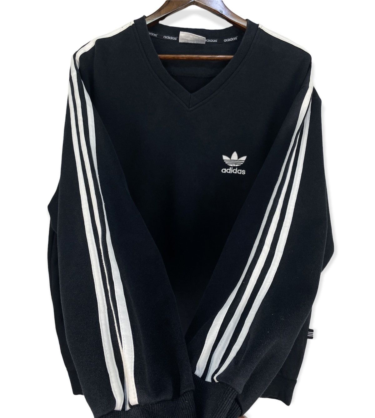Adidas Vintage Adidas V Neck Sweatshirt Size US L / EU 52-54 / 3 - 2 Thumbnail