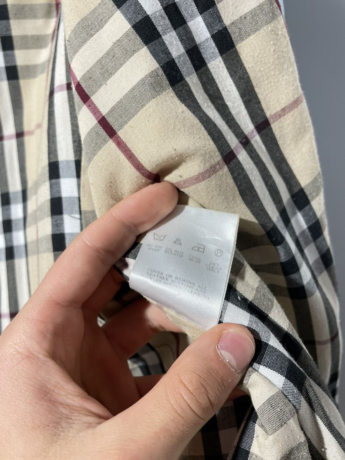 Burberry × Vintage Burberry London Women’s Check Nova Vintage Jacket Size L / US 10 / IT 46 - 5 Thumbnail