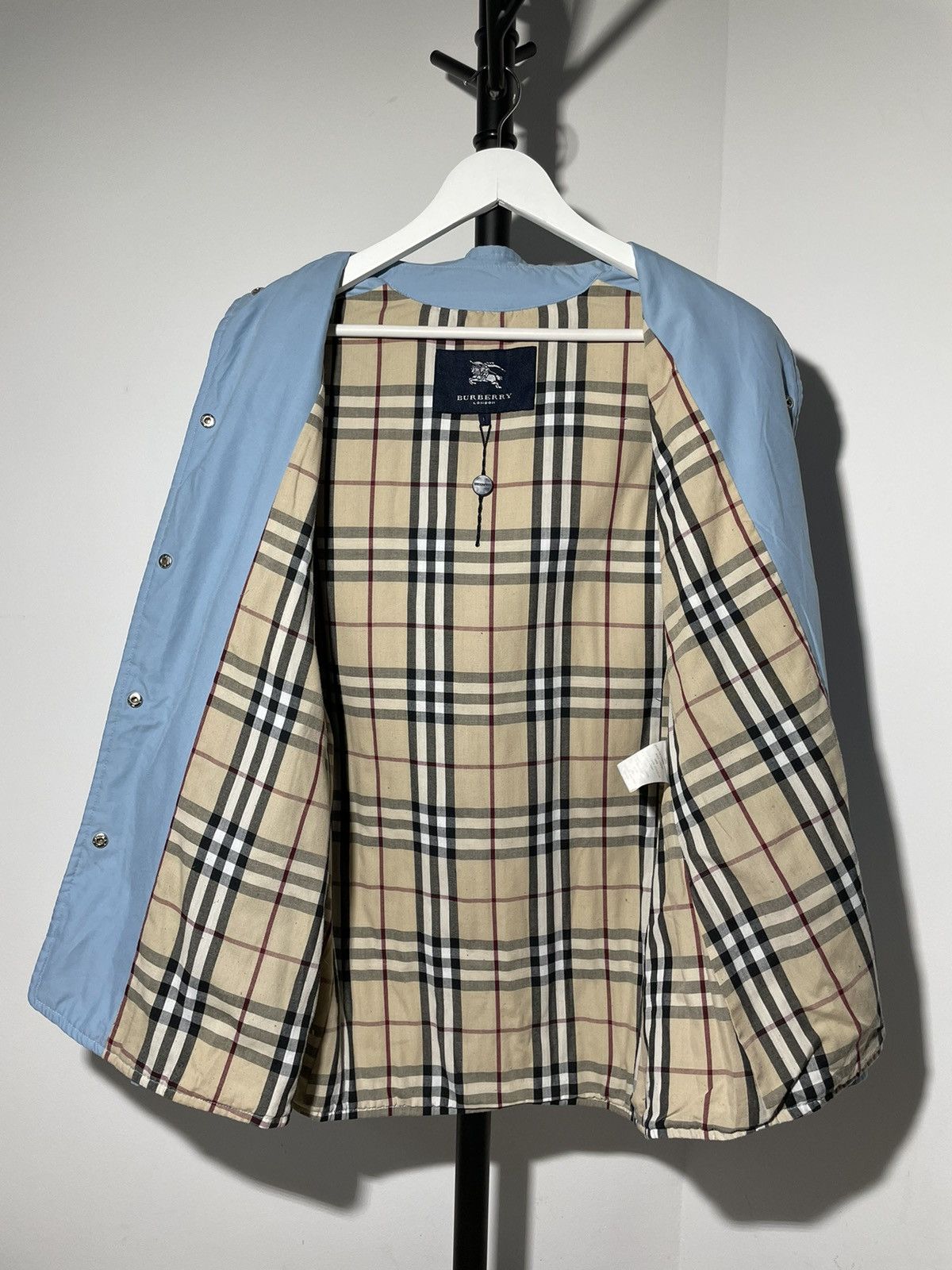 Burberry × Vintage Burberry London Women’s Check Nova Vintage Jacket Size L / US 10 / IT 46 - 2 Thumbnail