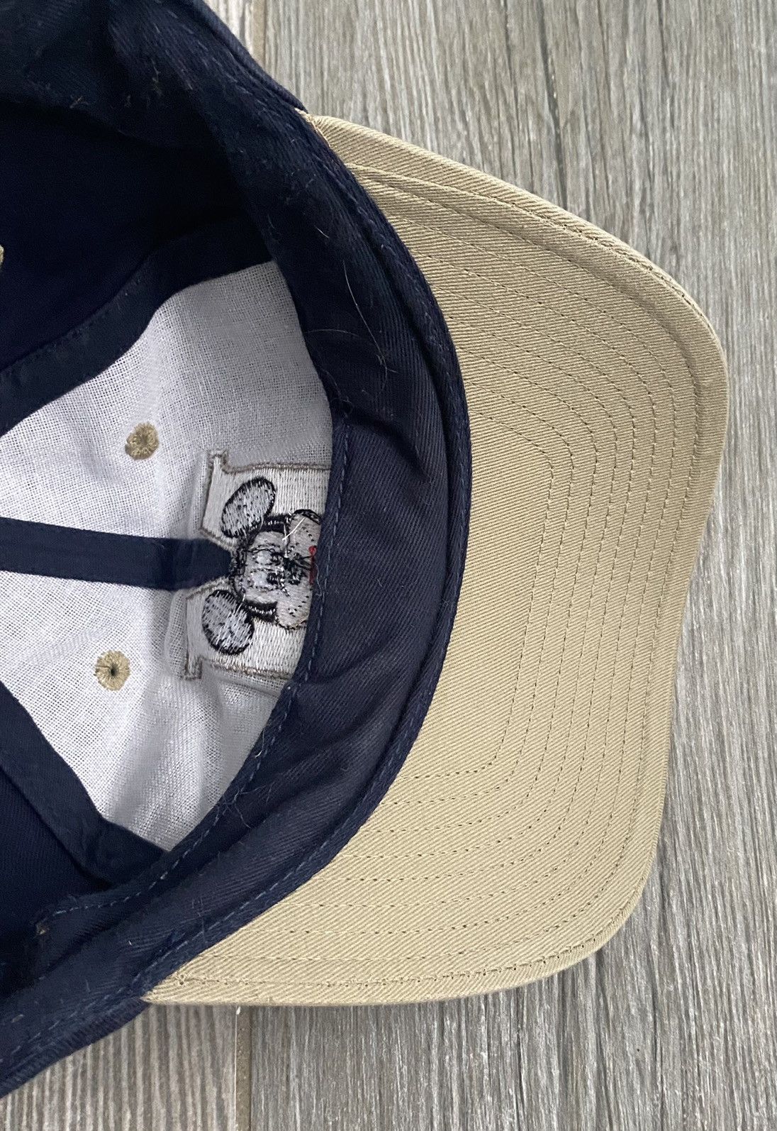 Disney × Mickey Mouse × Vintage 1990s Mickey Mouse Embroidered Disney Navy Blue Snapback Hat Size ONE SIZE - 5 Thumbnail
