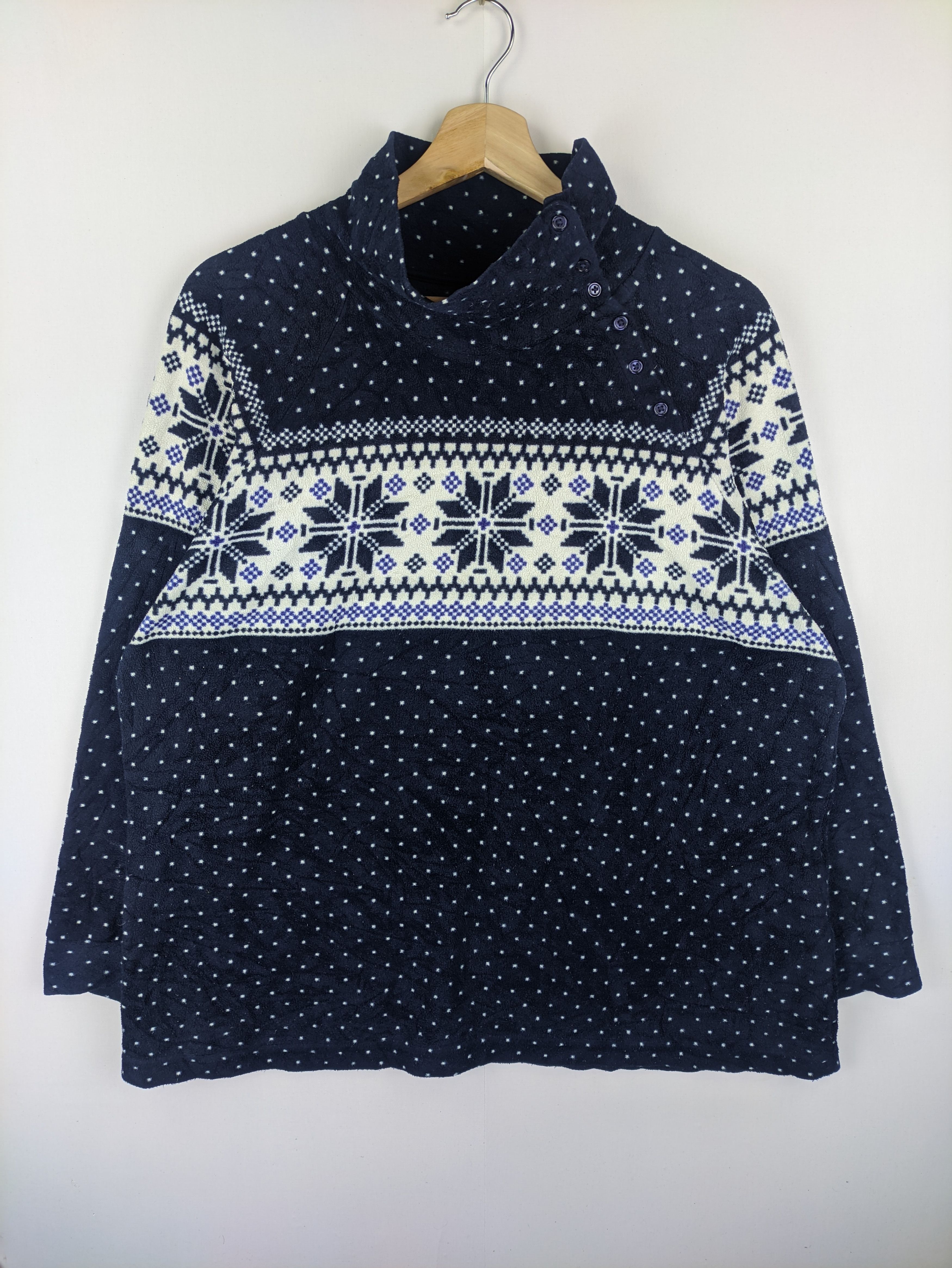 Steals🔥Uniqlo Fleece Sweater Polkadot Snowflakes