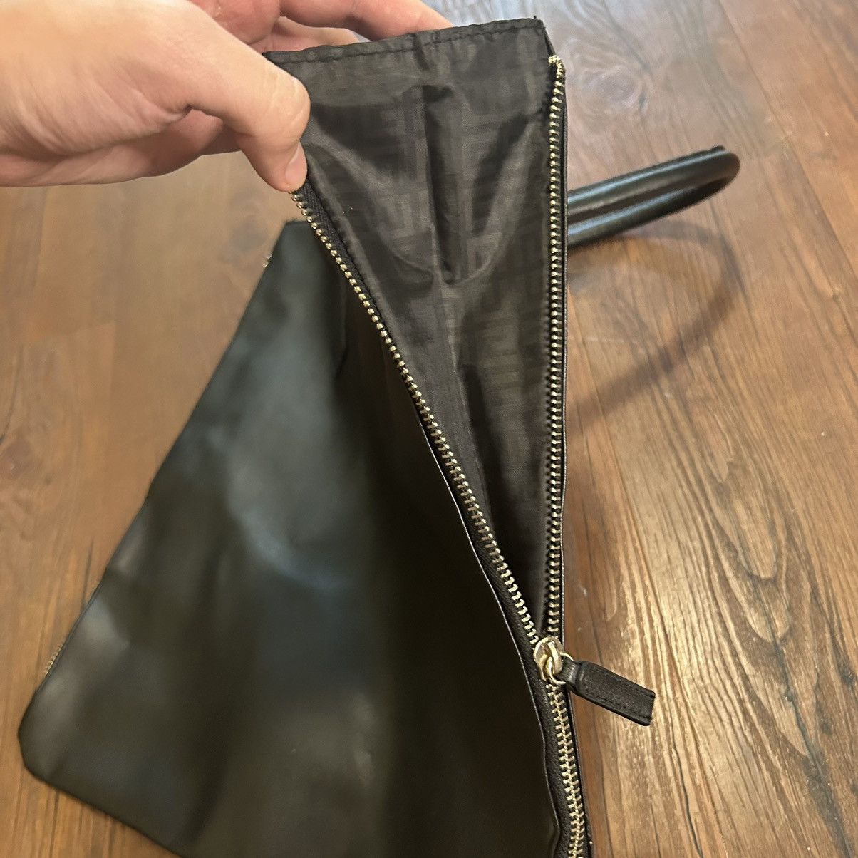 Givenchy Givenchy Parfums Leather Tote Bag Size ONE SIZE - 3 Thumbnail