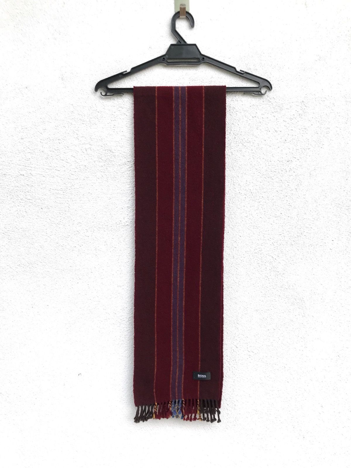 Hugo Boss Hugo Boss Red Stripes Mufflers Size ONE SIZE - 2 Thumbnail