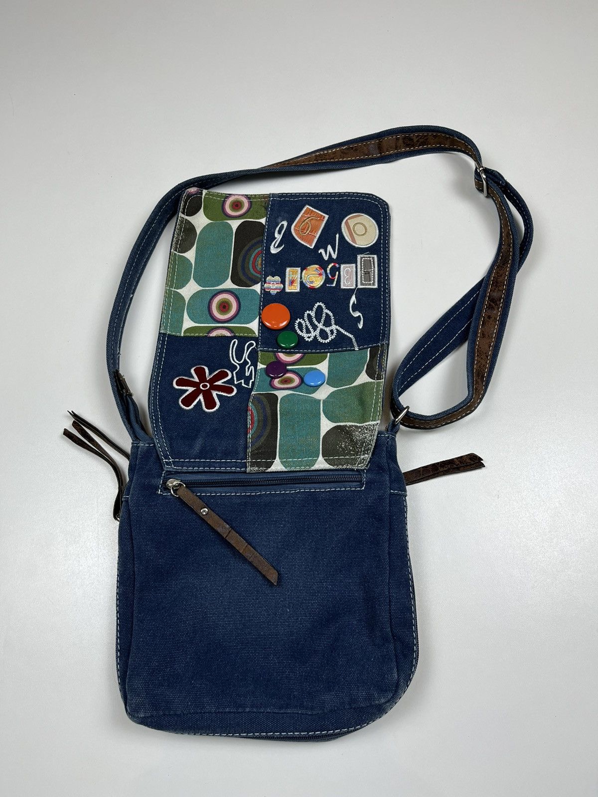 Japanese Brand Vintage Y2K Shoulder Bag Messenger Grunge Art Avantgarde Size ONE SIZE - 5 Thumbnail