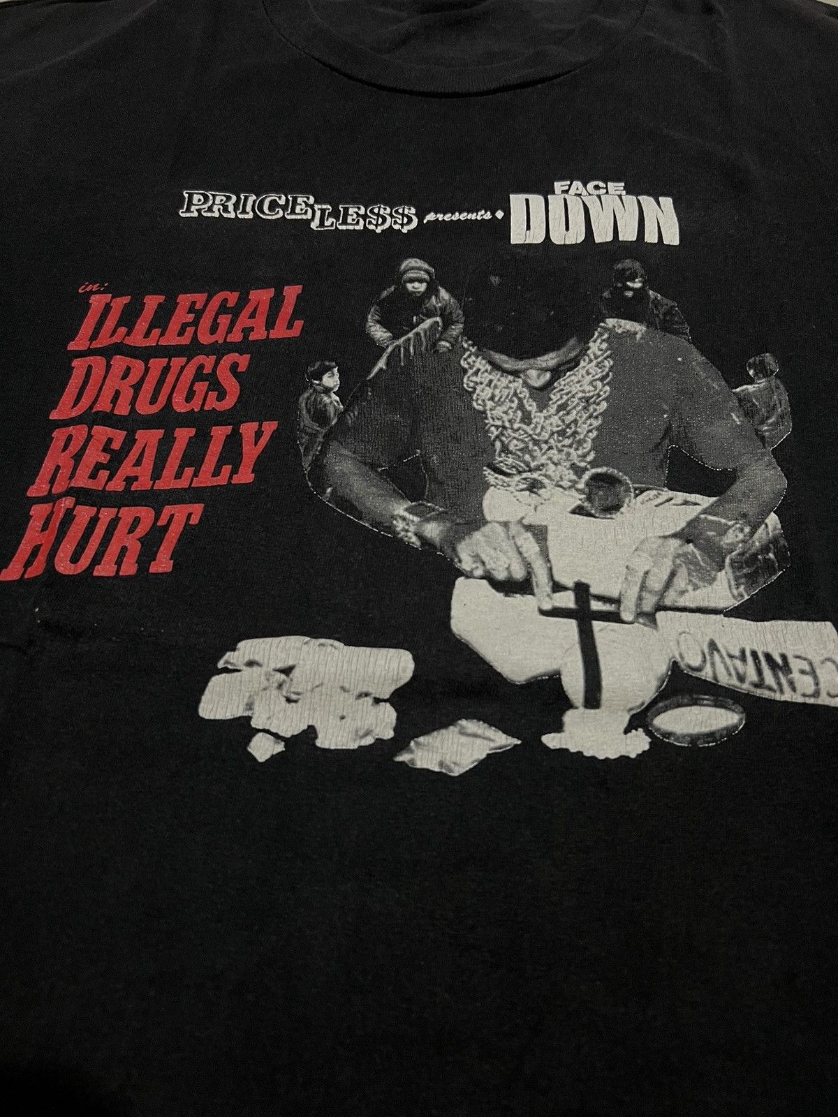 Rap Tees VERY RARE VINTAGE T SHIRTS PRICELESS ILLEGAL DRUGS FACE DOWN Size US XL / EU 56 / 4 - 3 Thumbnail