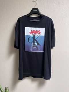 Calvin klein hotsell jaws sweatshirt