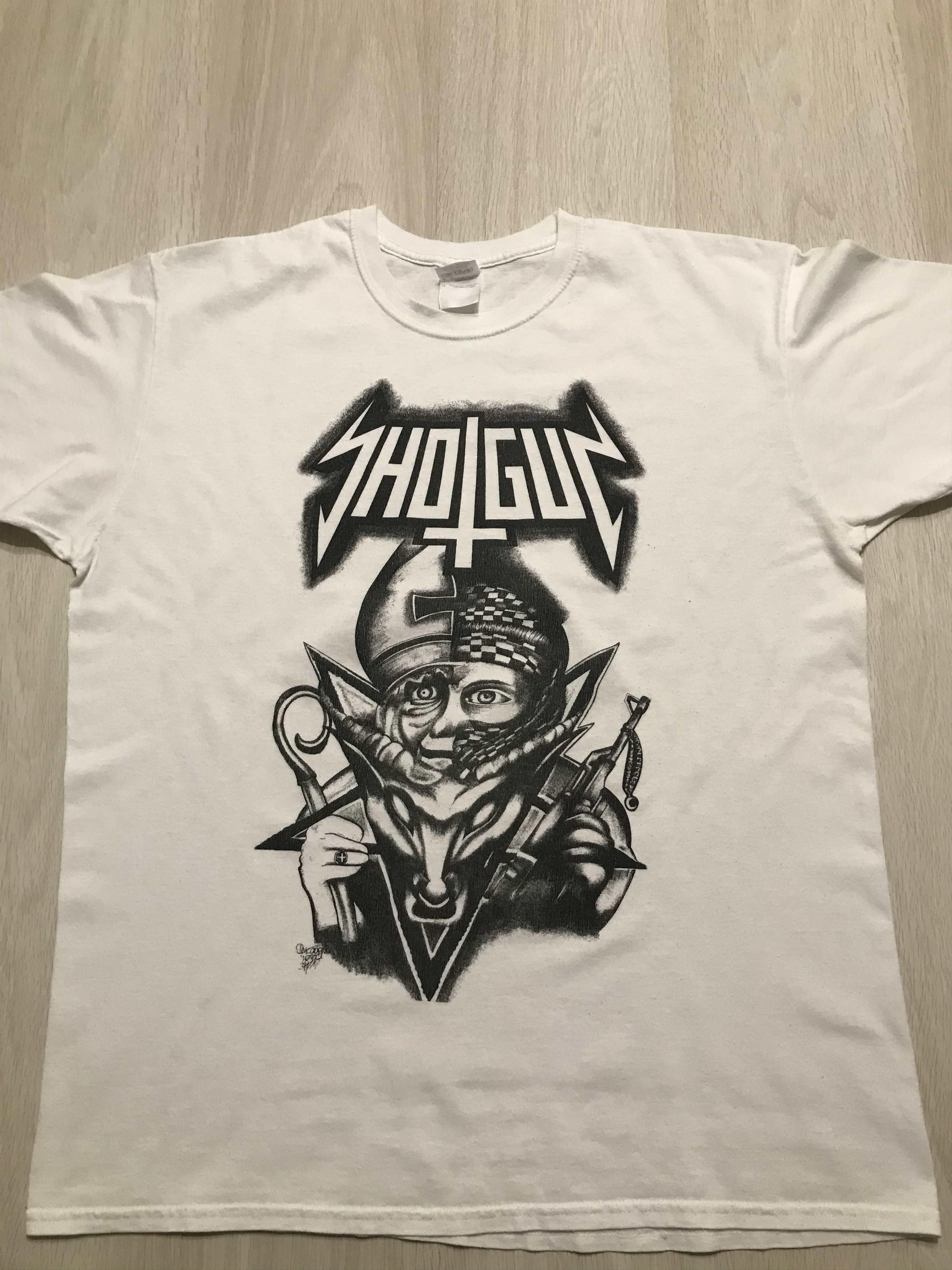 Japanese Brand Vintage ShotGun T-Shirt war collection Size US L / EU 52-54 / 3 - 1 Thumbnail