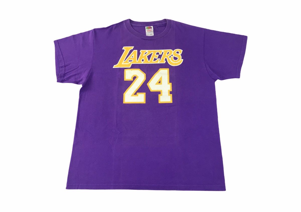 NBA × Vintage Vintage Lakers Kobe Bryant #24 American Basketball Tee Size US L / EU 52-54 / 3 - 1 Thumbnail
