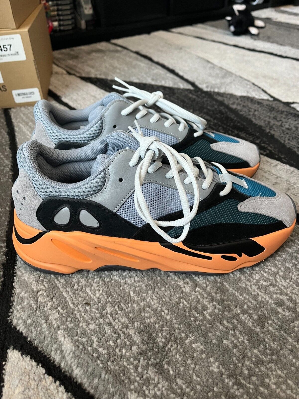 yeezy boost 700 gw0296