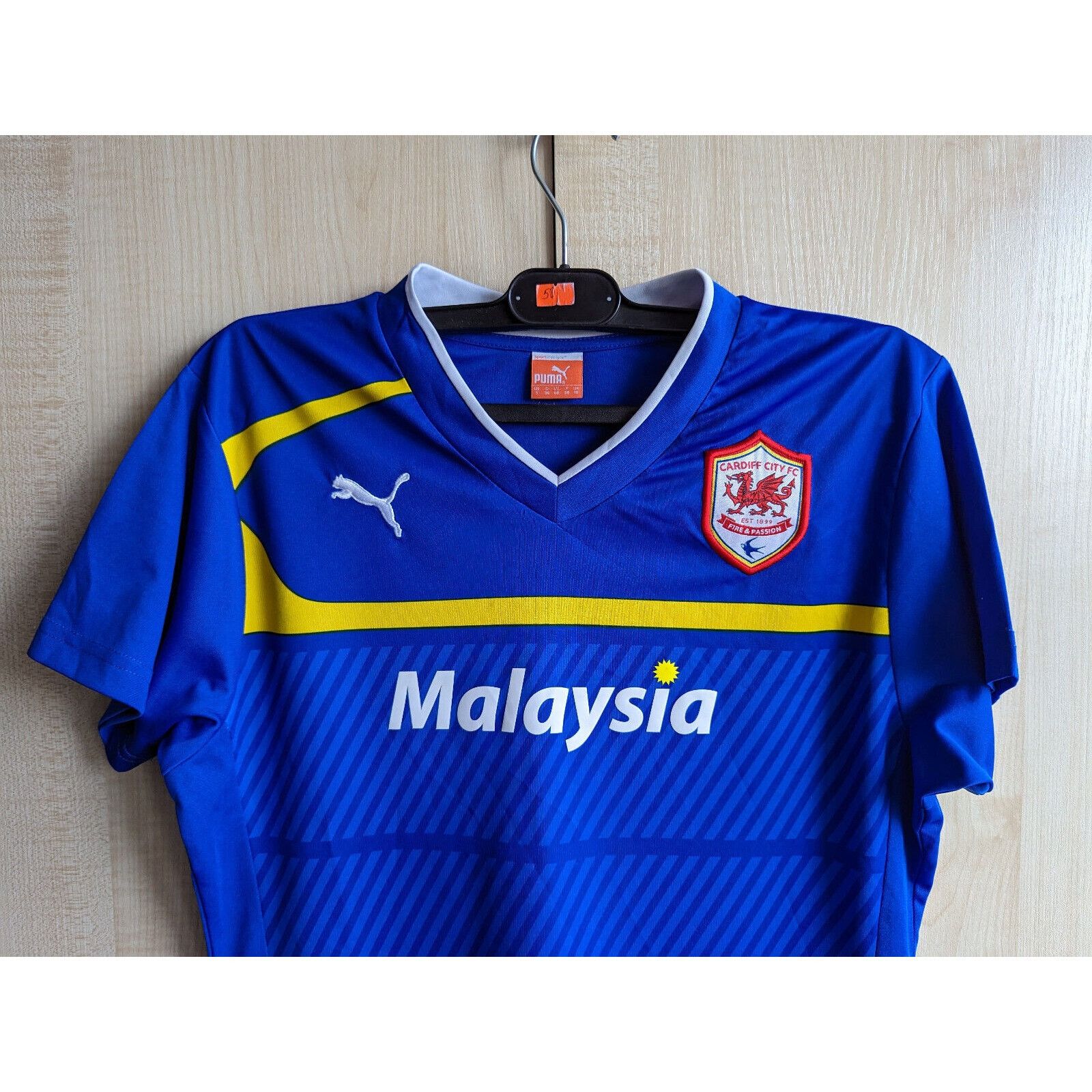 Puma CARDIFF CITY WALES 2012/2013 AWAY JERSEY PUMA SHIRT SIZE S Size US S / EU 44-46 / 1 - 2 Thumbnail