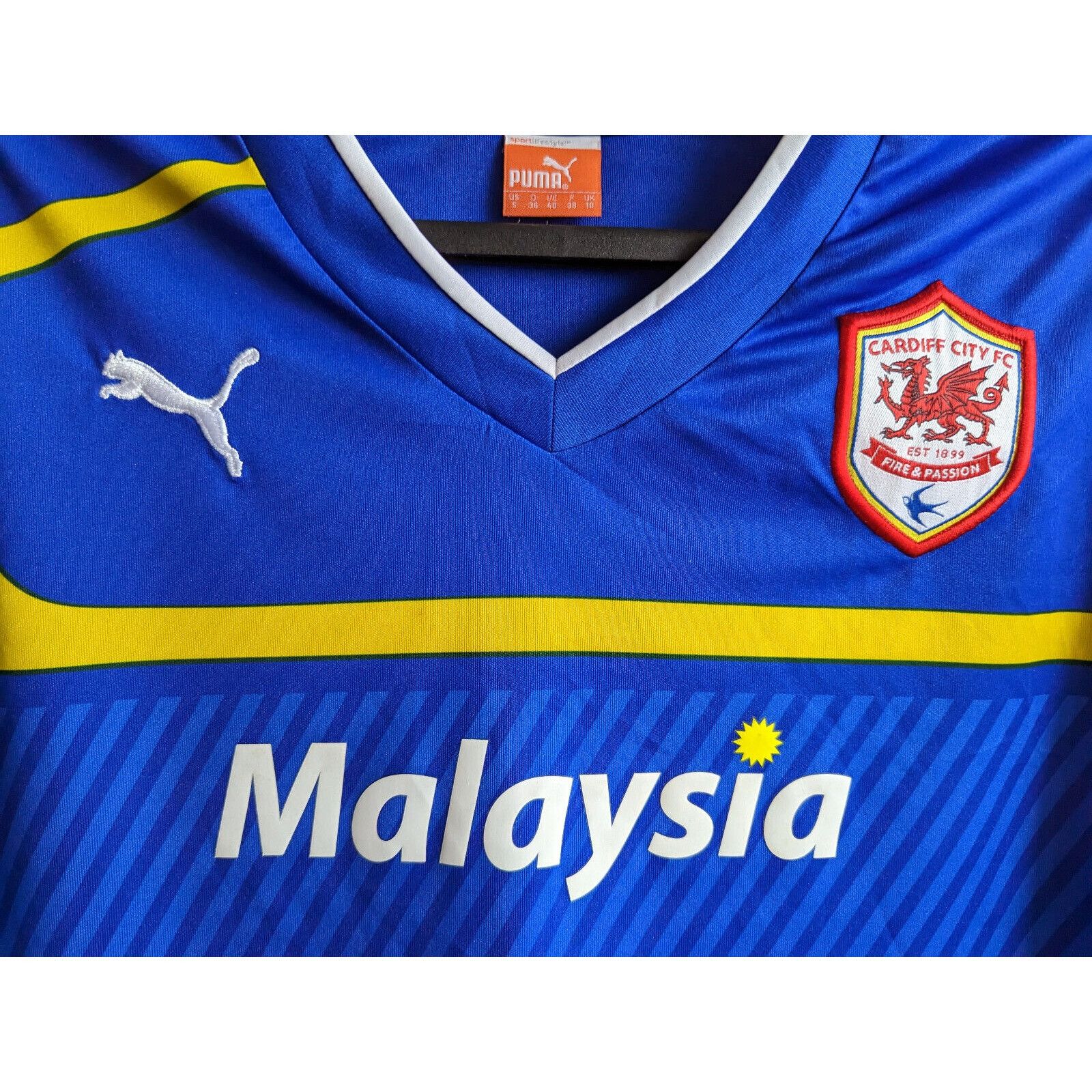 Puma CARDIFF CITY WALES 2012/2013 AWAY JERSEY PUMA SHIRT SIZE S Size US S / EU 44-46 / 1 - 4 Thumbnail