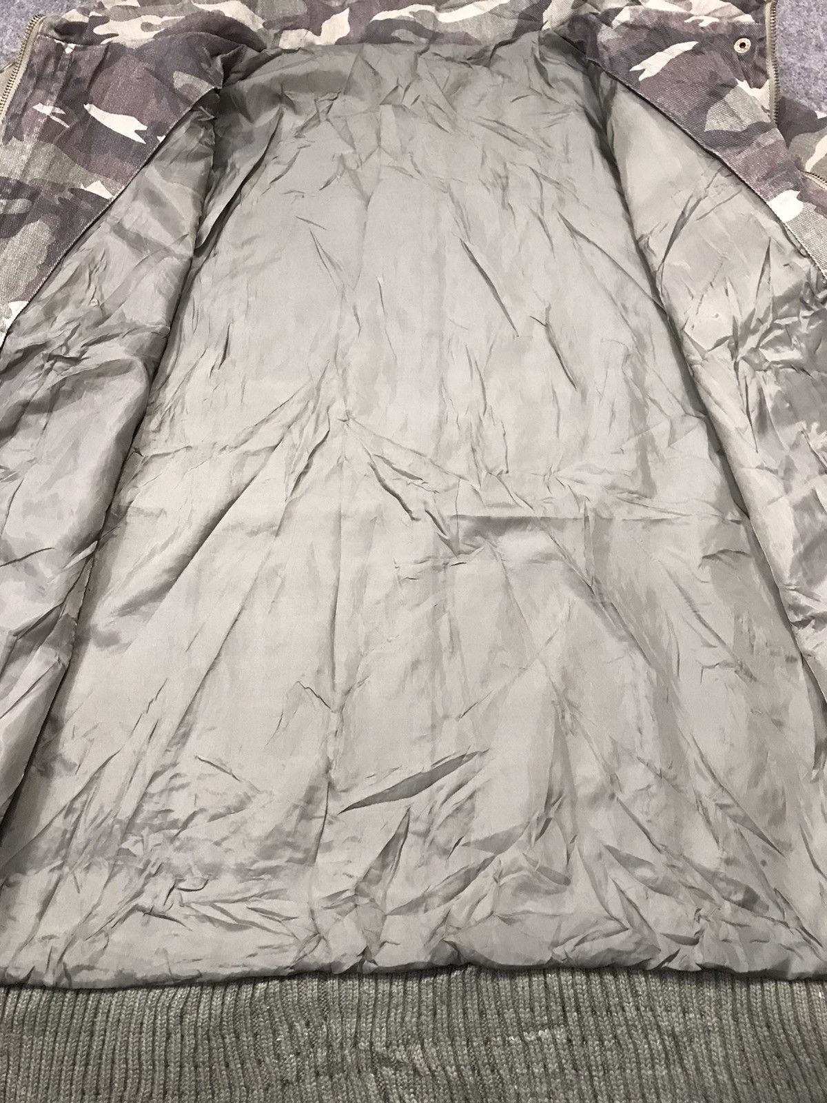 Japanese Brand Camouflage Army Design Style Jacket Parkas Zipper Size US L / EU 52-54 / 3 - 5 Thumbnail
