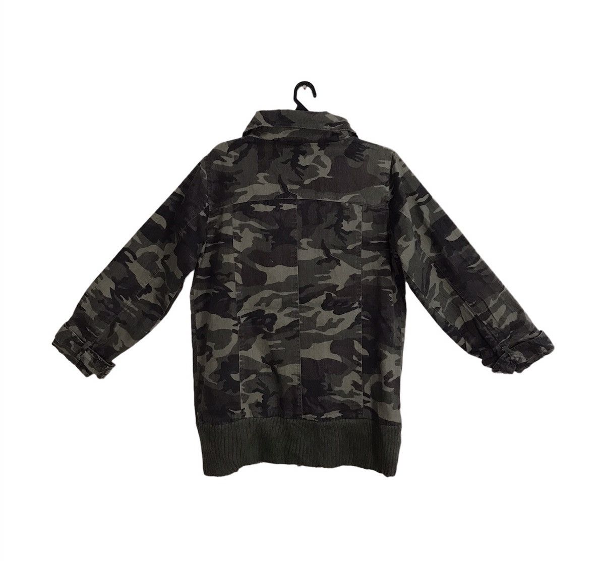 Japanese Brand Camouflage Army Design Style Jacket Parkas Zipper Size US L / EU 52-54 / 3 - 4 Thumbnail