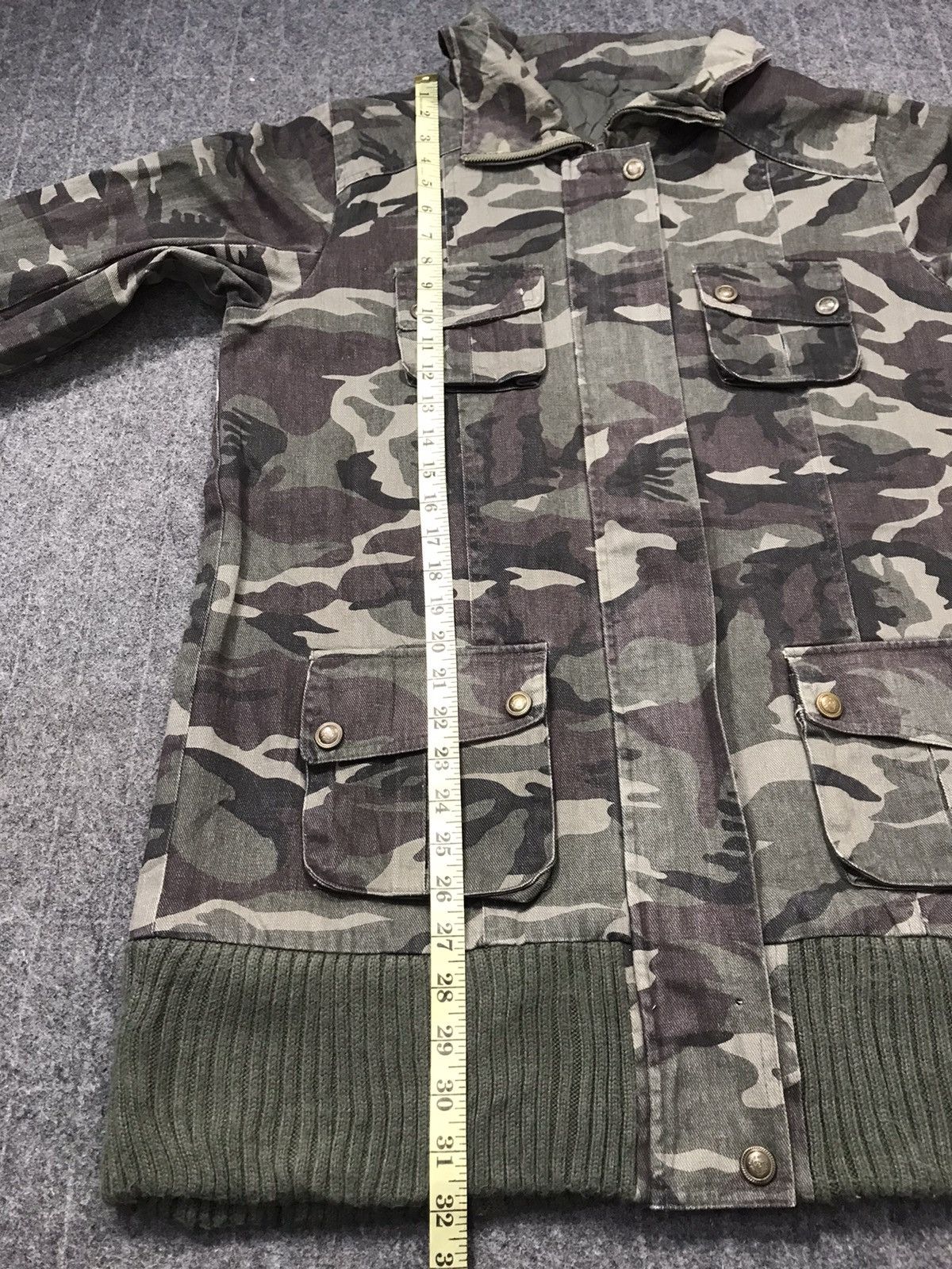 Japanese Brand Camouflage Army Design Style Jacket Parkas Zipper Size US L / EU 52-54 / 3 - 9 Thumbnail