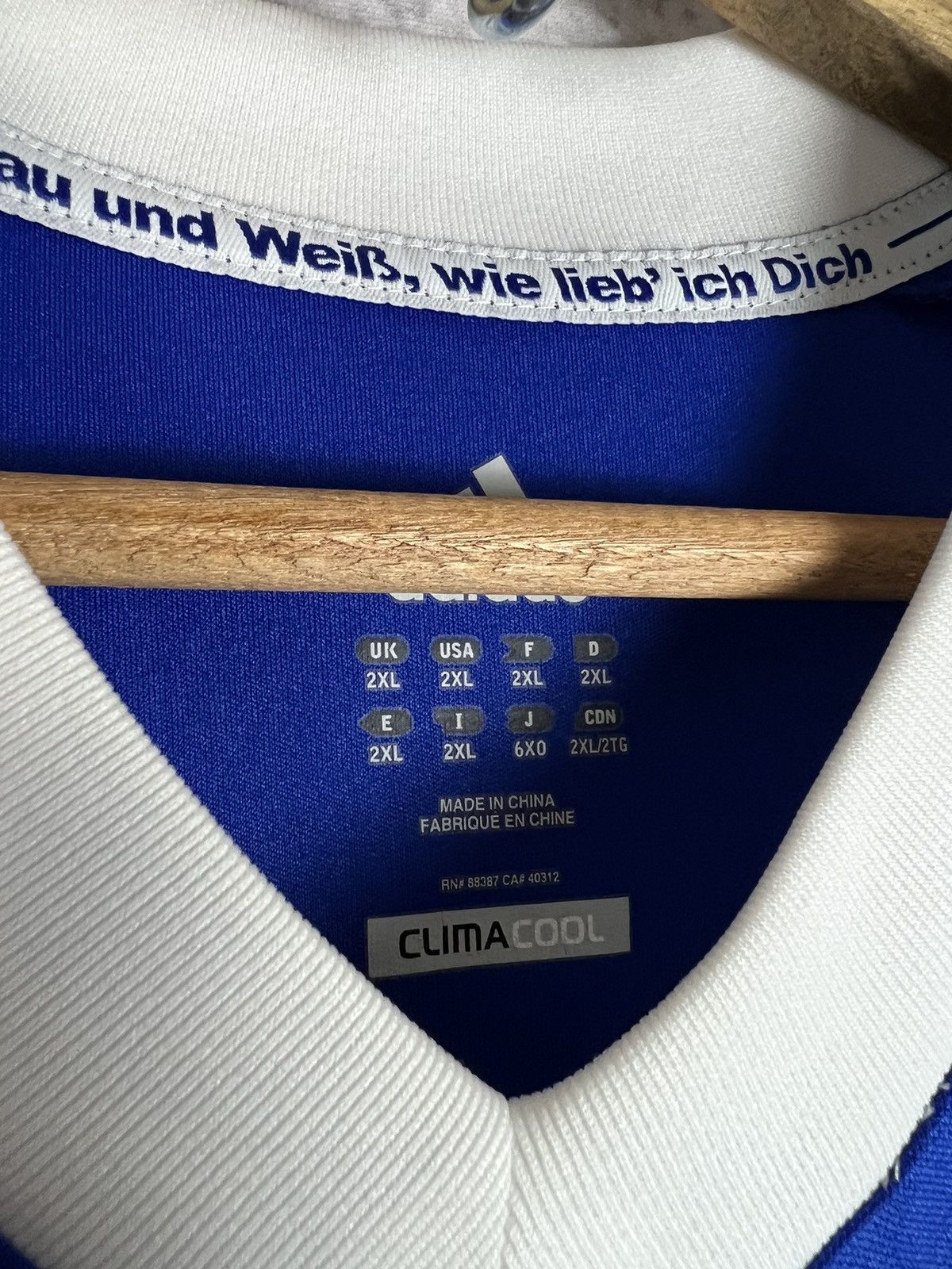 Adidas Adidas vintage SCHALKE 04 Soccer football jersey Size US XXL / EU 58 / 5 - 3 Thumbnail