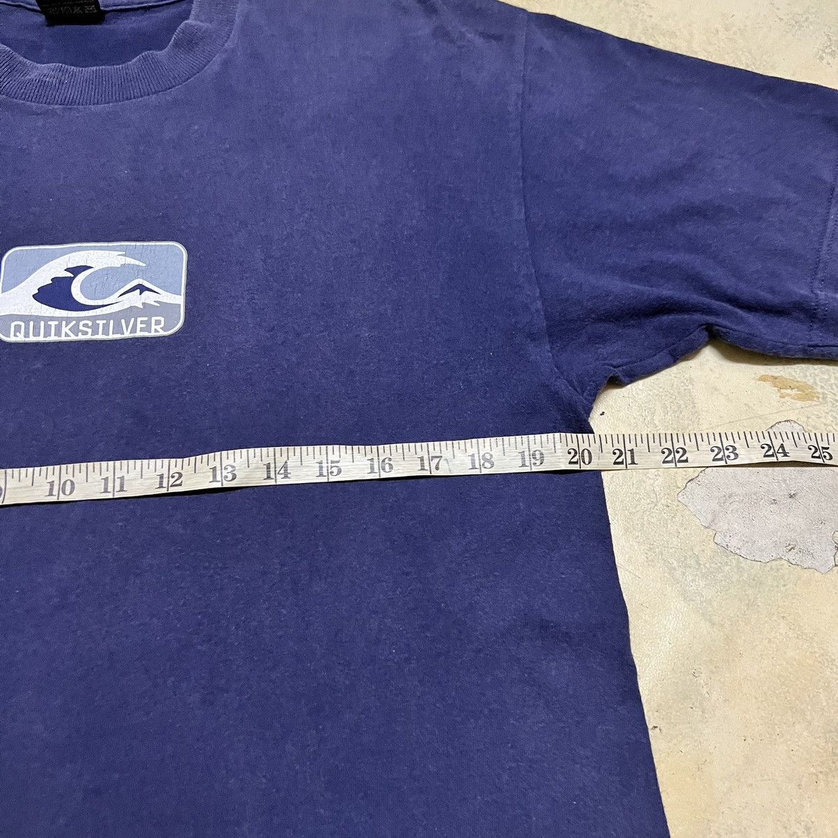 Quiksilver Vintage Quiksilver Surfing Short Sleeve T Shirt Big Logo Size US M / EU 48-50 / 2 - 10 Thumbnail