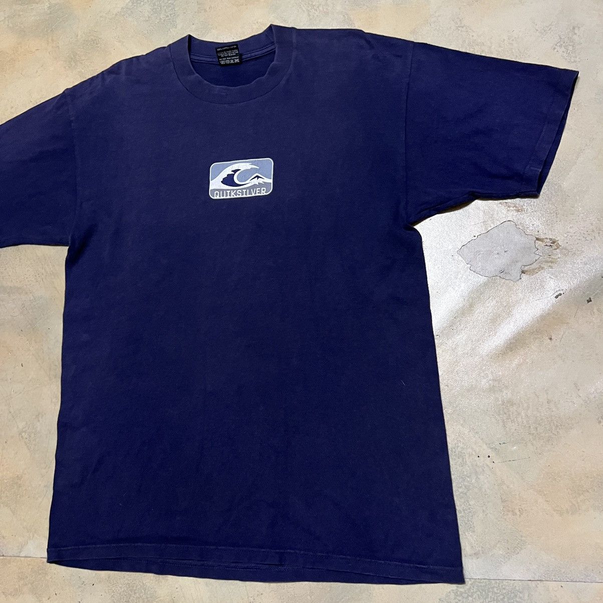 Quiksilver Vintage Quiksilver Surfing Short Sleeve T Shirt Big Logo Size US M / EU 48-50 / 2 - 3 Thumbnail