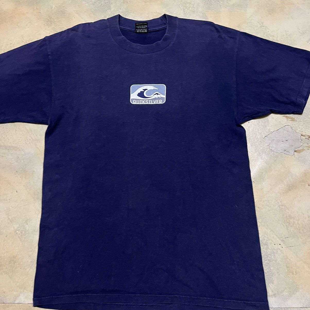 Quiksilver Vintage Quiksilver Surfing Short Sleeve T Shirt Big Logo Size US M / EU 48-50 / 2 - 4 Thumbnail