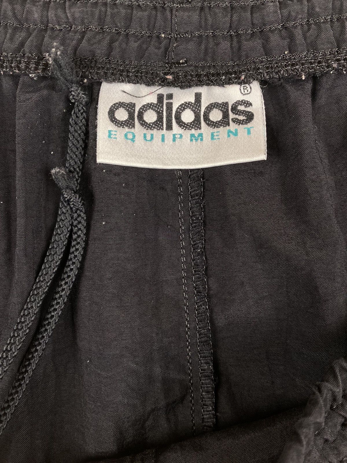 Adidas × Equipment × Vintage Vintage Adidas Equipment Shorts nylon Y2K drill Size US 36 / EU 52 - 7 Thumbnail
