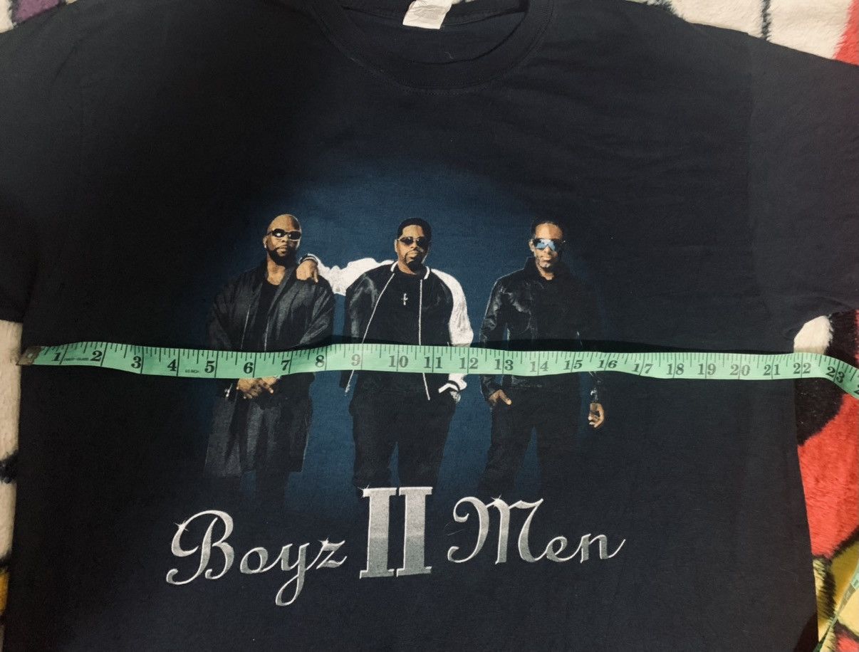 Band Tees × Rap Tees VINTAGE Y2K BOYZ 2 MEN TOUR TSHIRT RARE Size US L / EU 52-54 / 3 - 7 Thumbnail