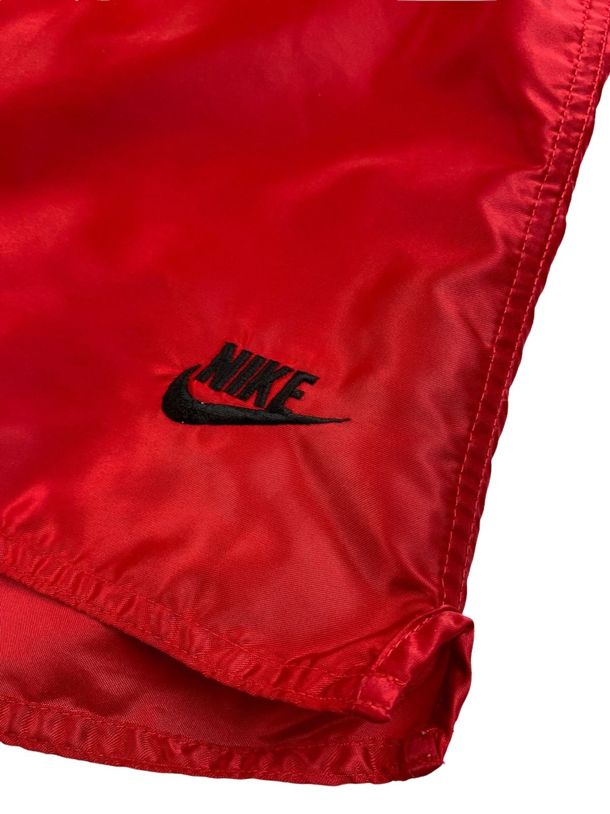 Nike × Vintage Vintage 80s Nike Nylon Shorts Size M Size US 31 - 4 Thumbnail