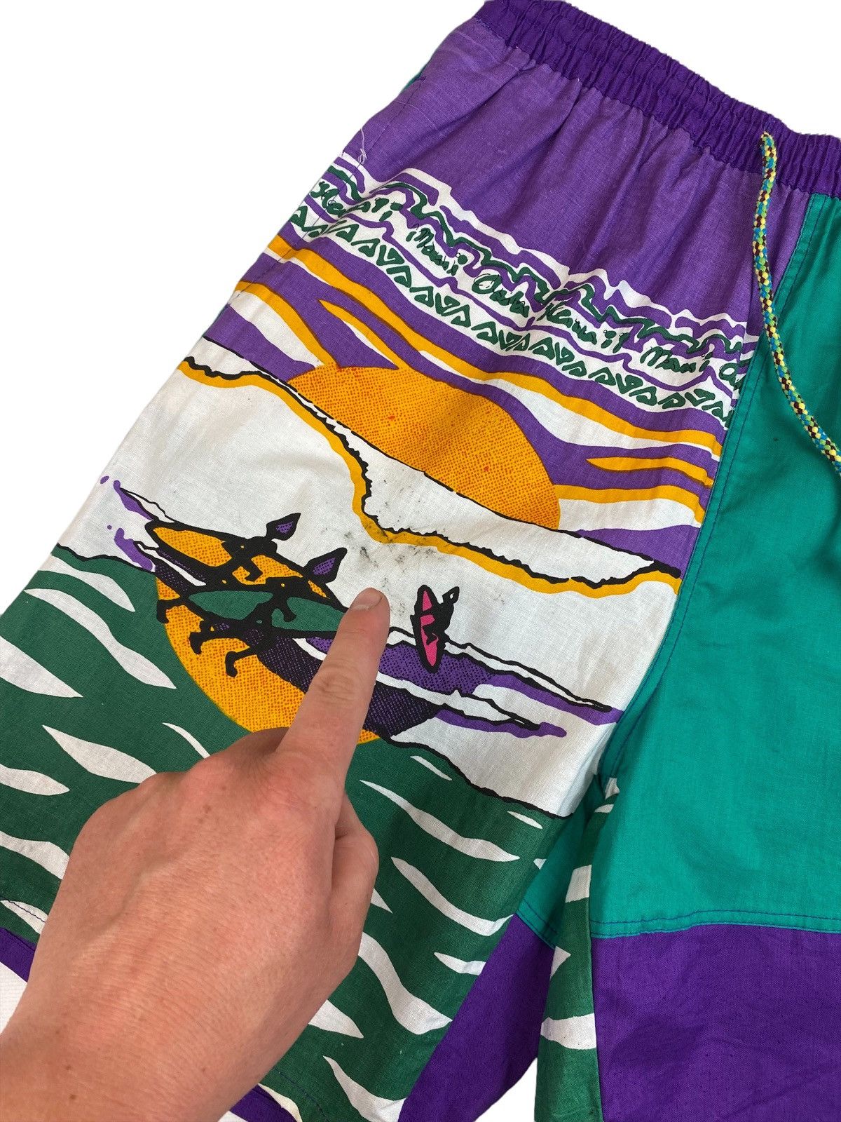Vintage Mens Vintage Hawaii Surfing Crazy Shorts Size L Size US 34 / EU 50 - 5 Thumbnail