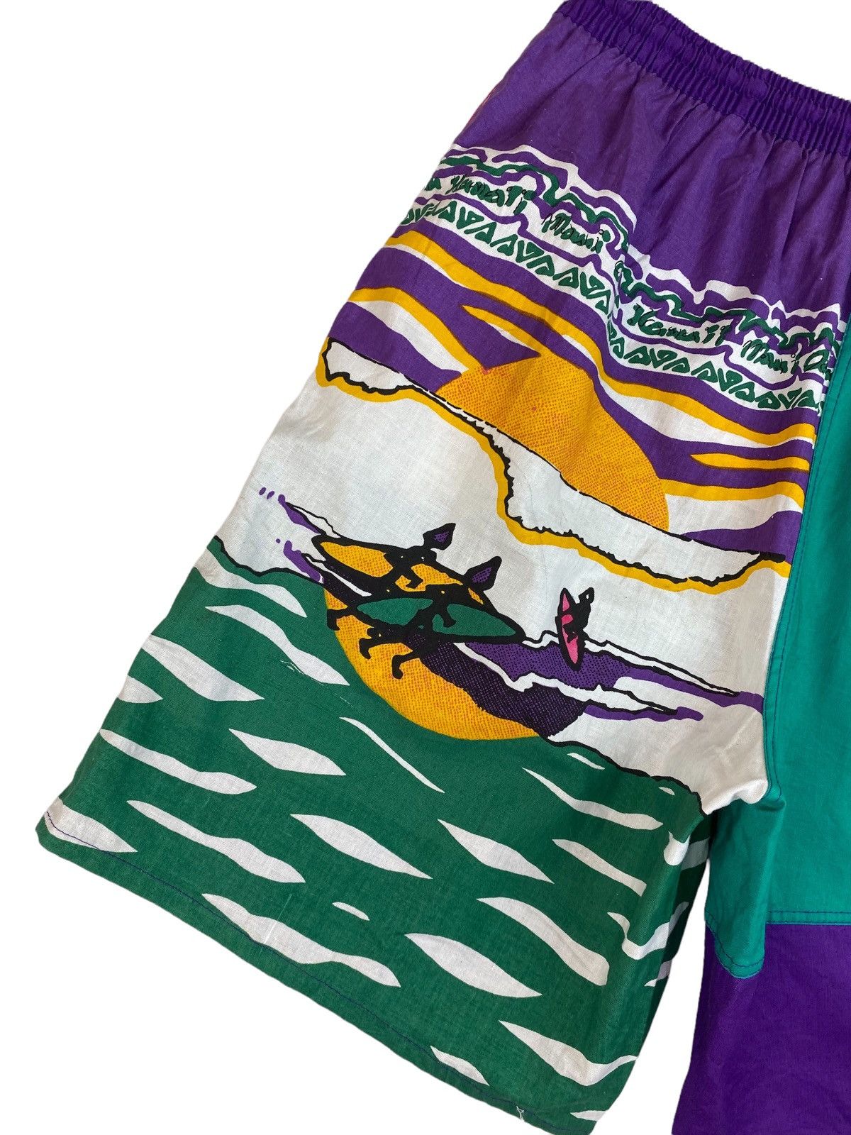 Vintage Mens Vintage Hawaii Surfing Crazy Shorts Size L Size US 34 / EU 50 - 9 Thumbnail